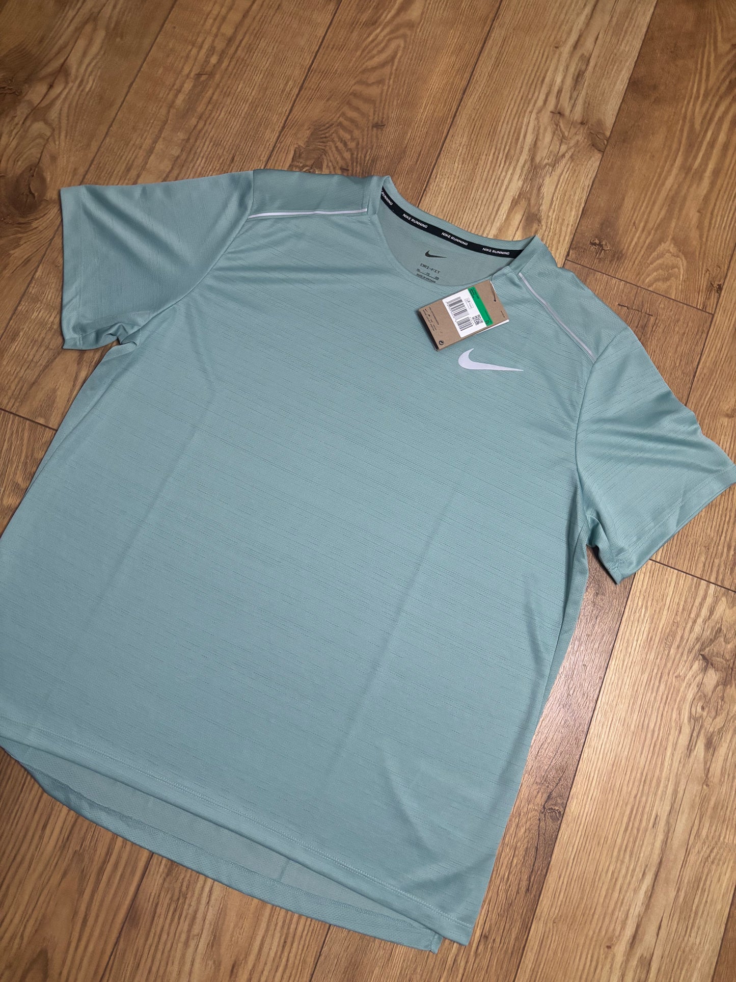 Nike miler T-Shirt. Size XL.