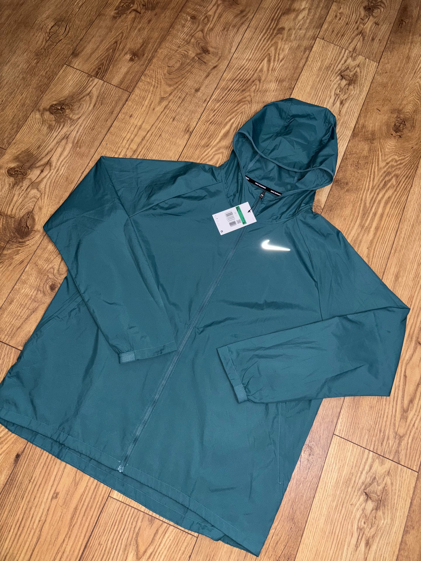 Nike Windrunner jacket. Size XL.