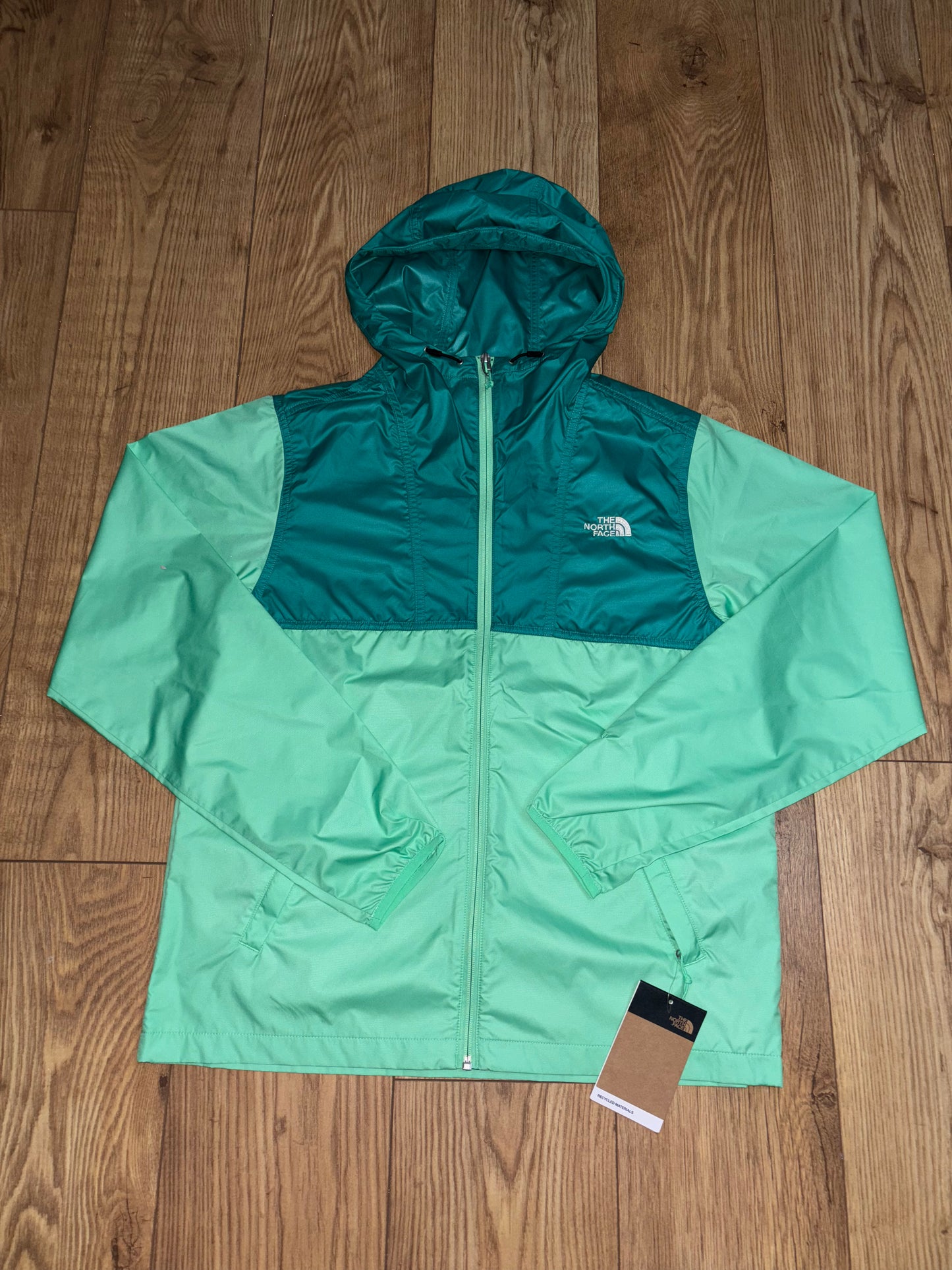 The north face Jacket. Size small.