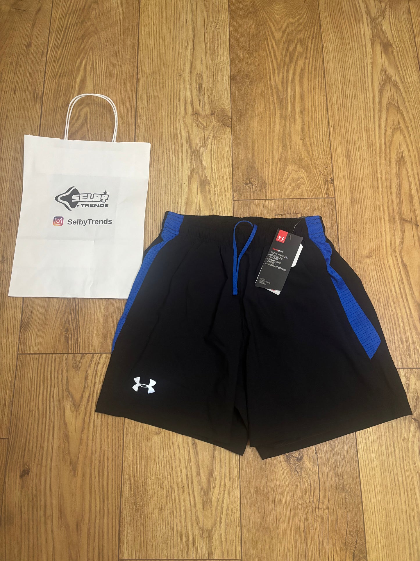 Under armour shorts. Size Small.