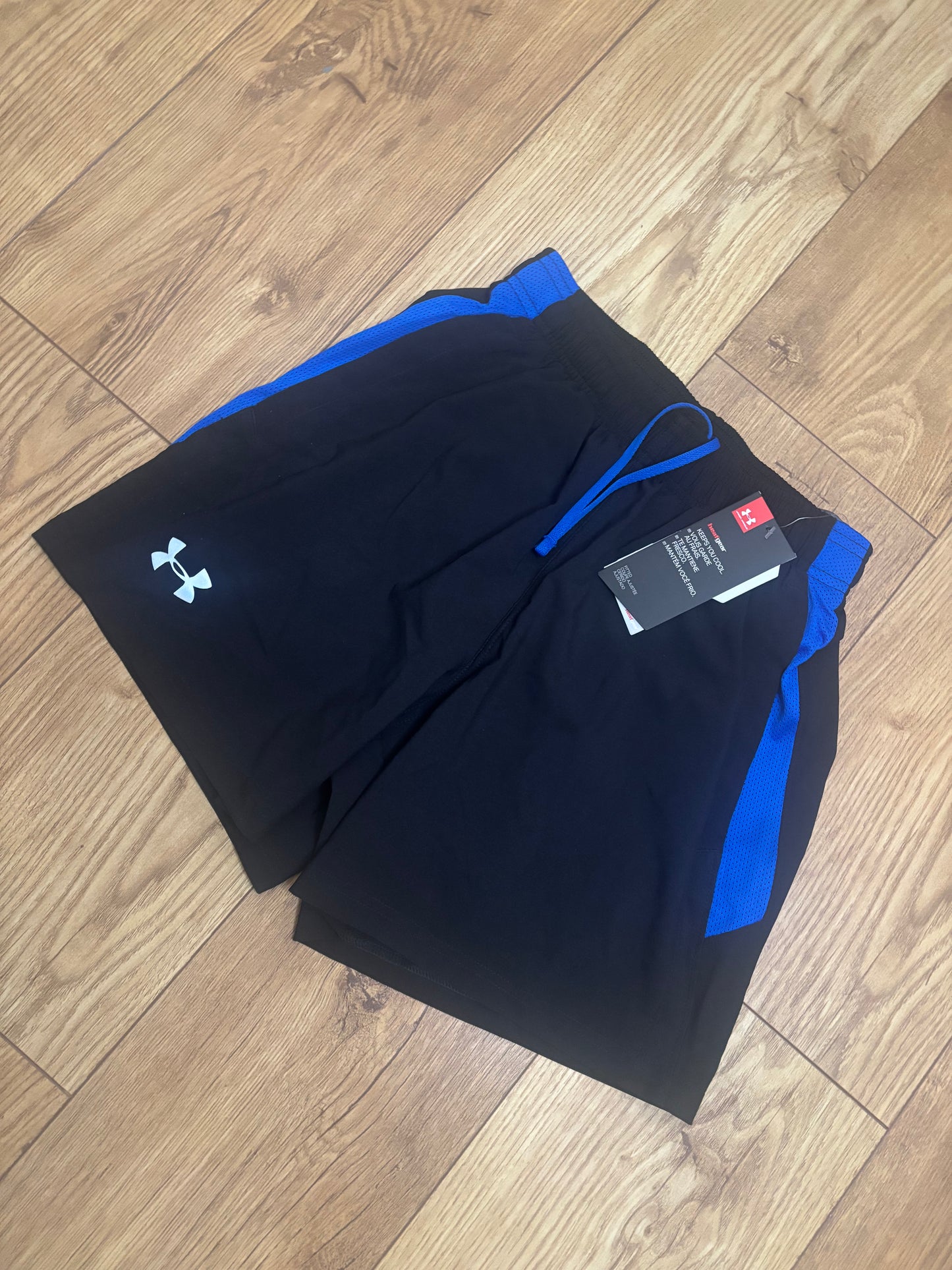 Under armour shorts. Size Small.