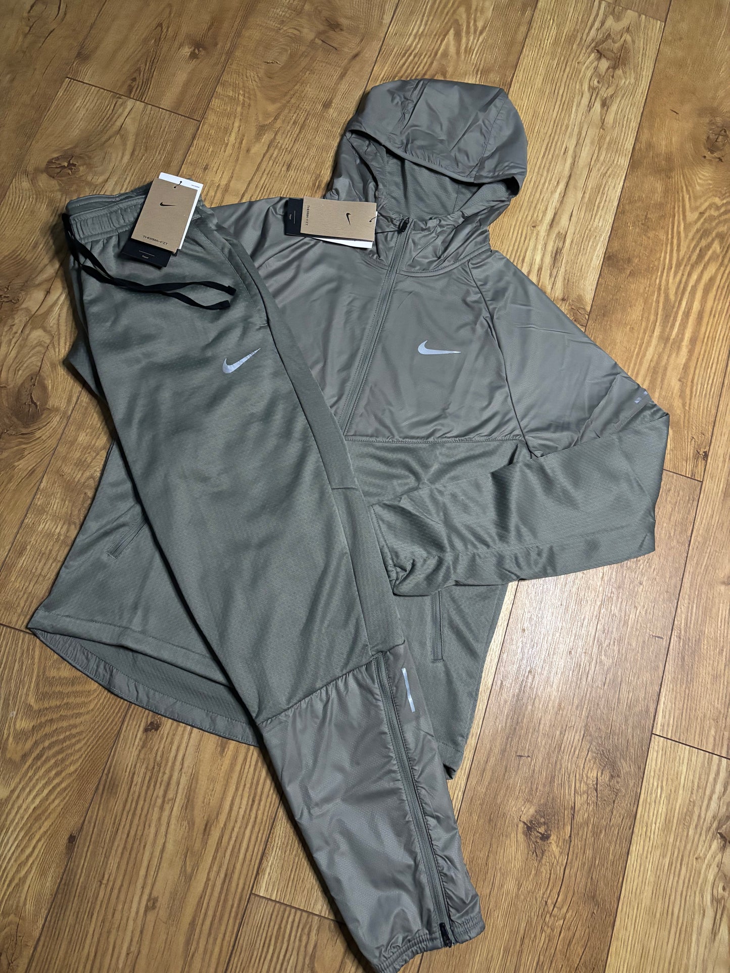 Nike tracksuit. Size Small.