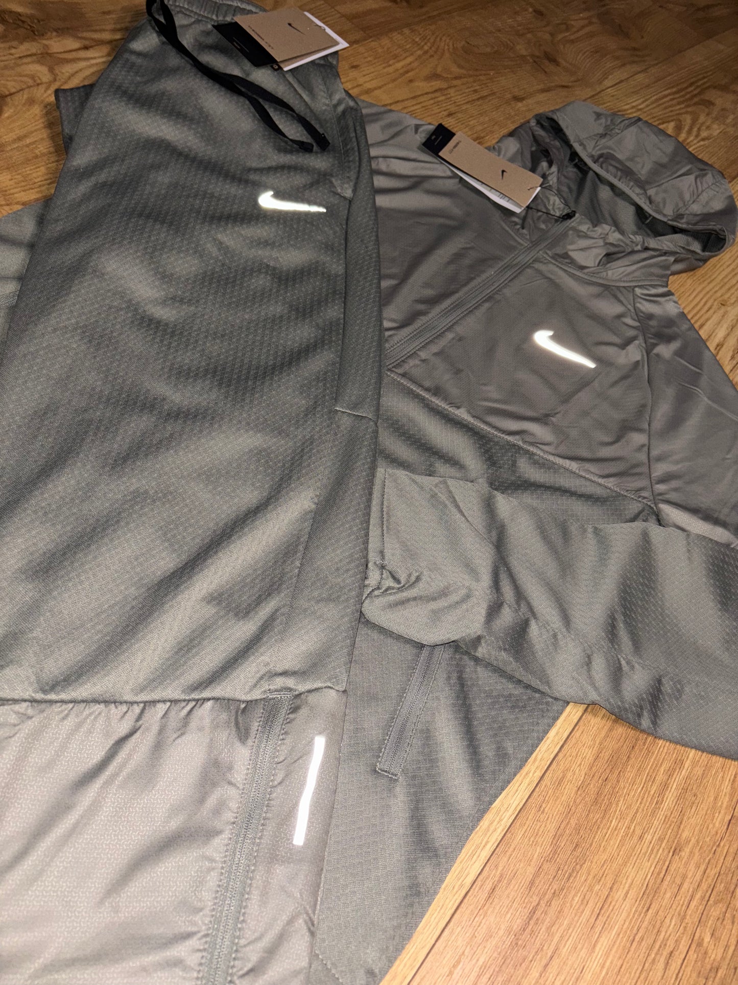 Nike tracksuit. Size Small.