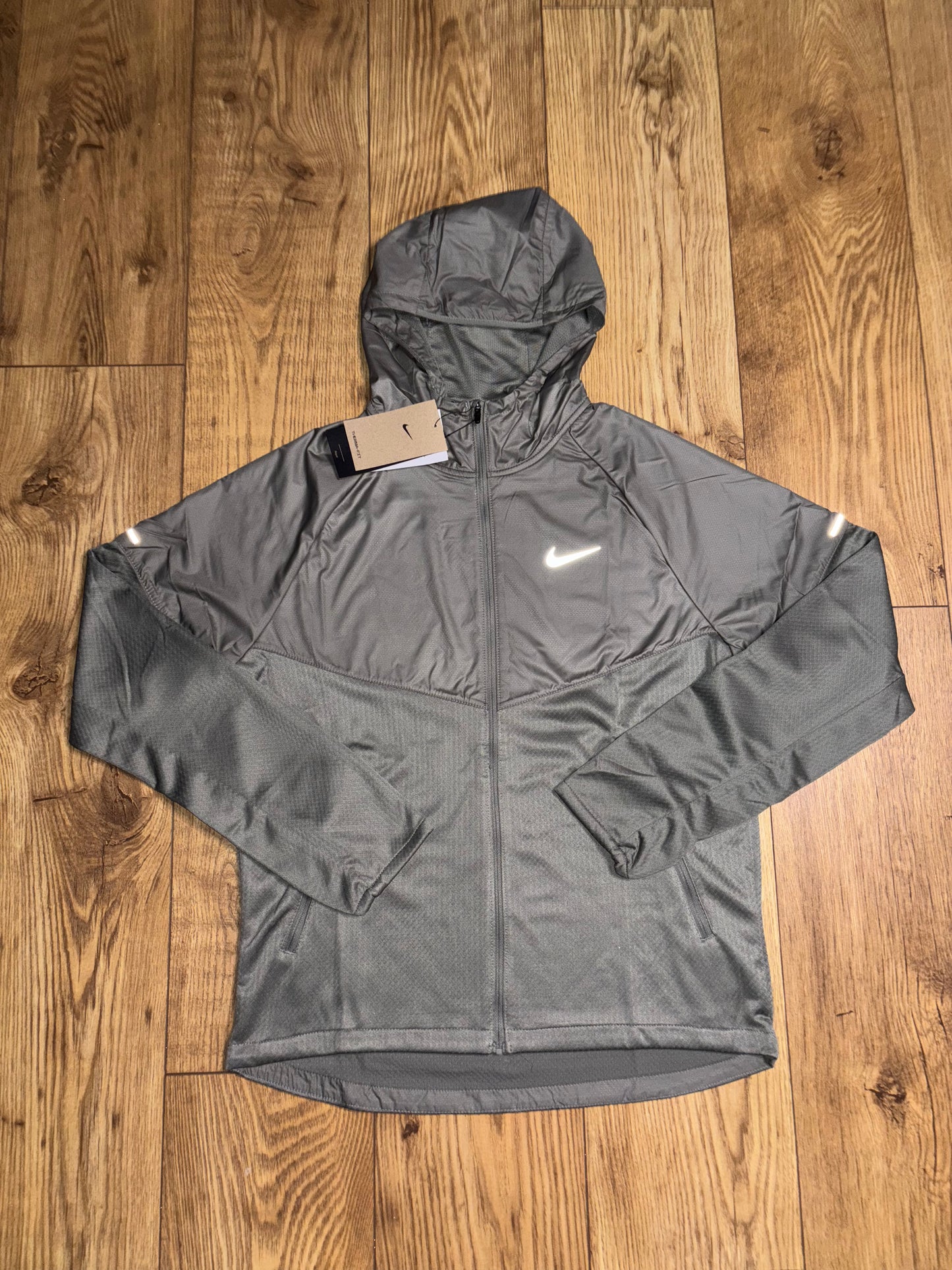 Nike tracksuit. Size Small.