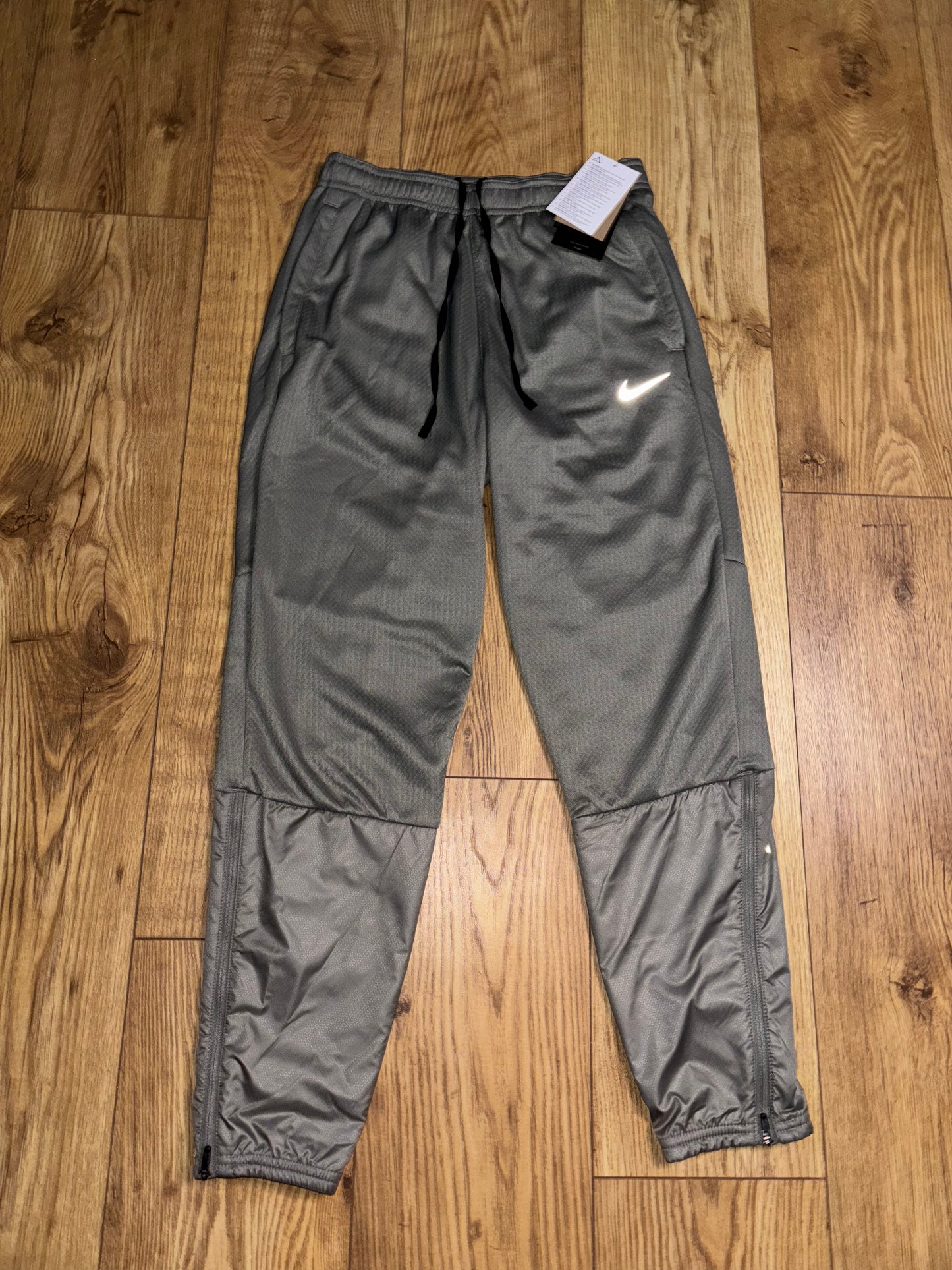 Nike tracksuit. Size Small.