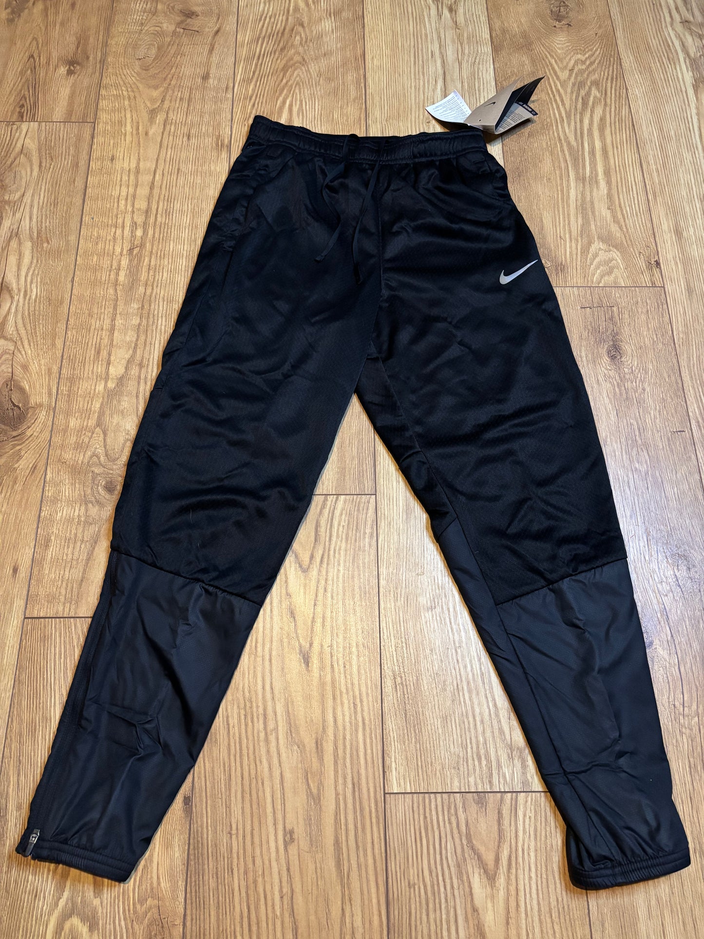 Nike challenger bottoms. Size S/M