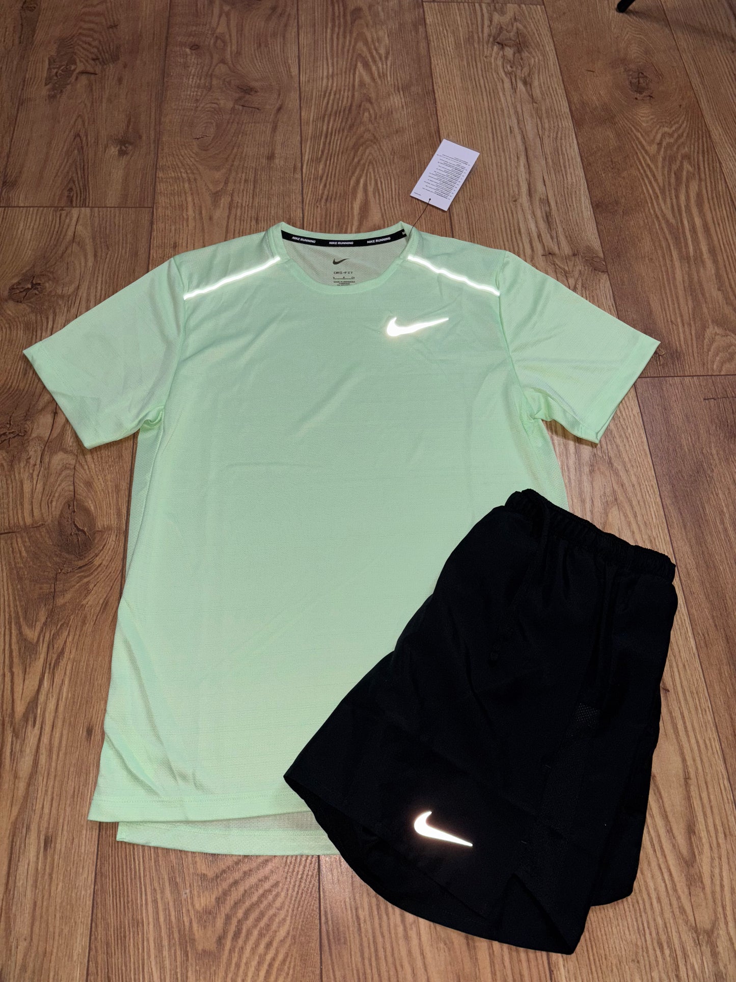 Nike set. Size Large