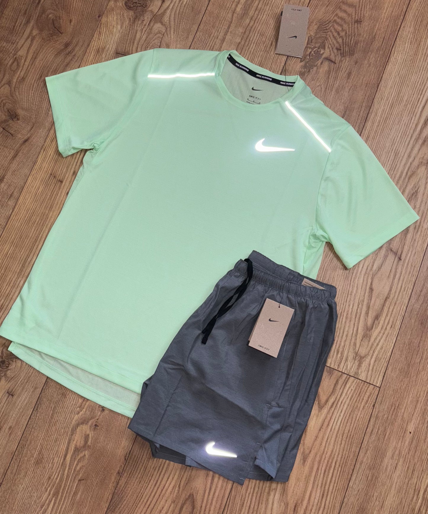 Nike set. Size Large