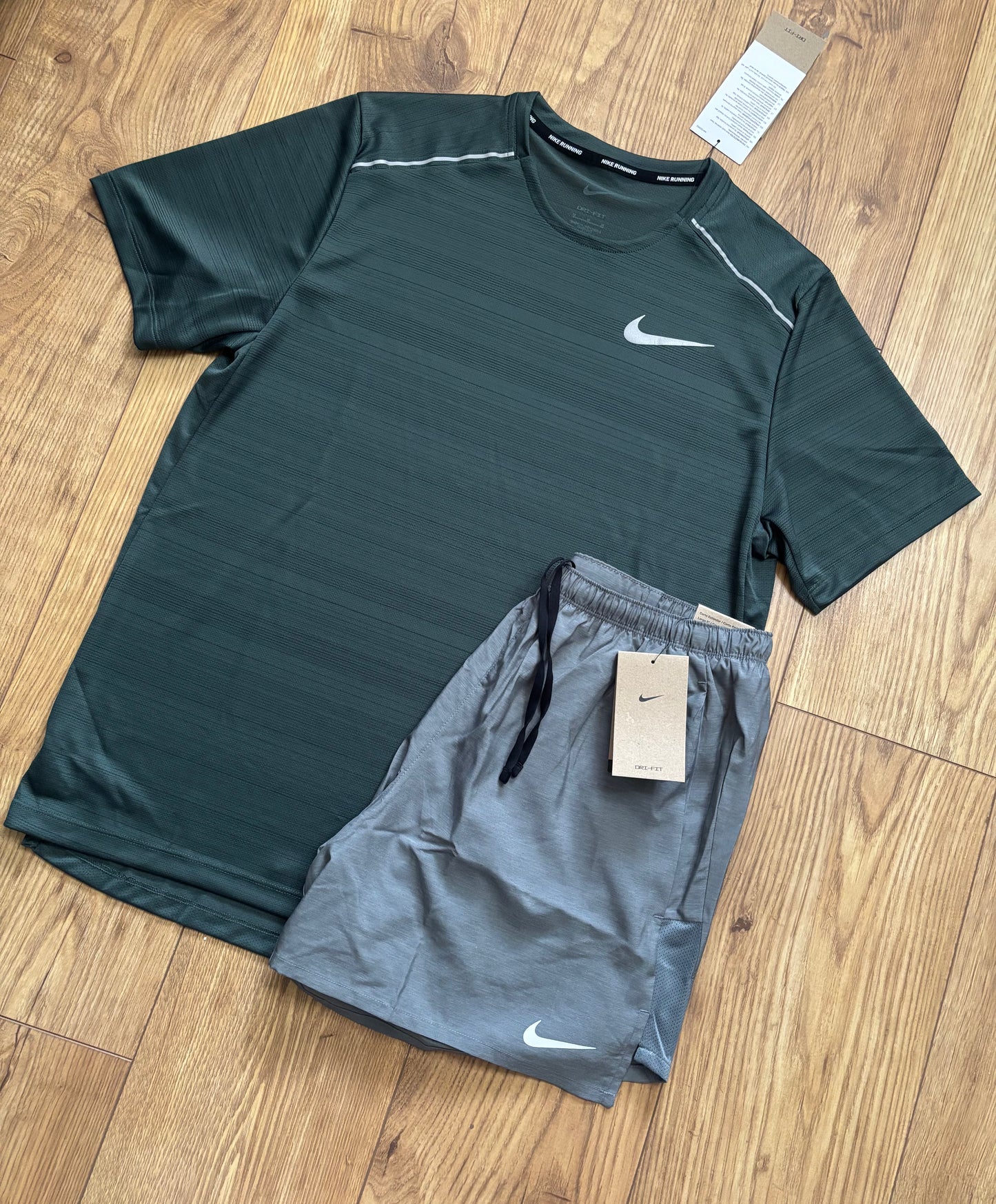 Nike set. Size large