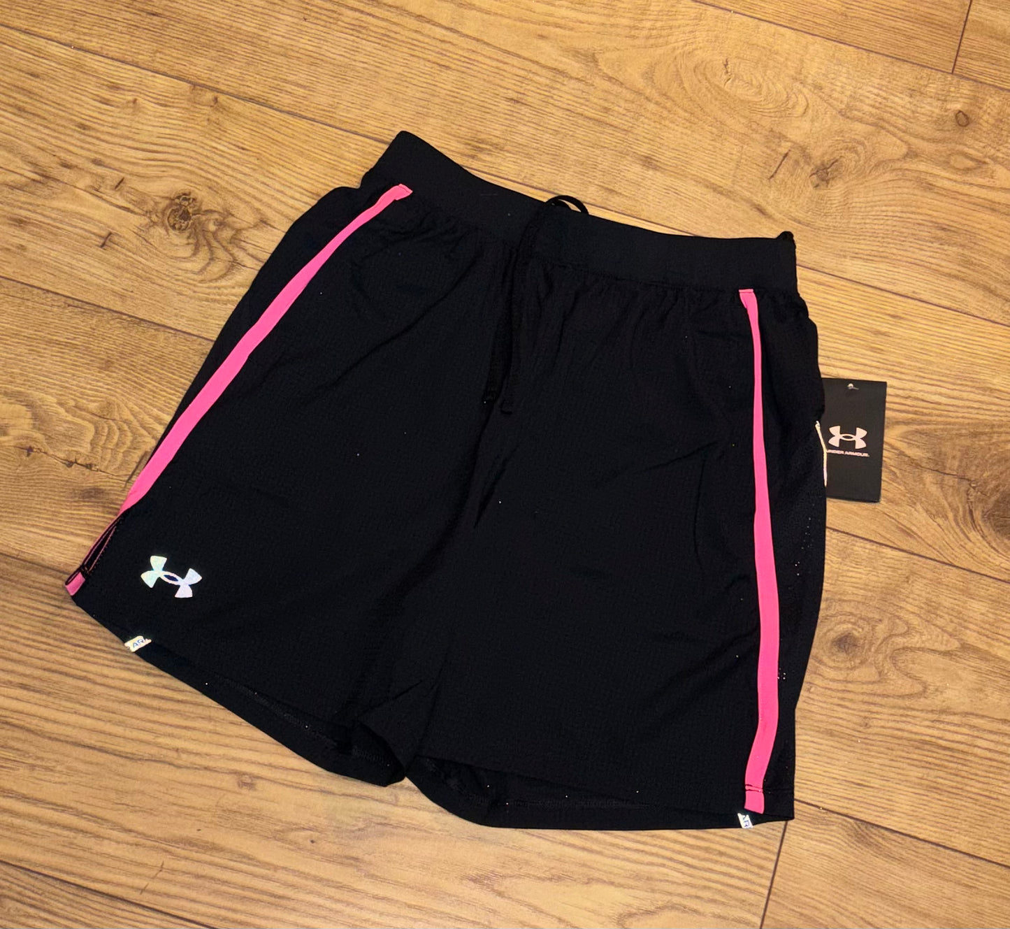 Under armour Launch shorts. Size S/L.