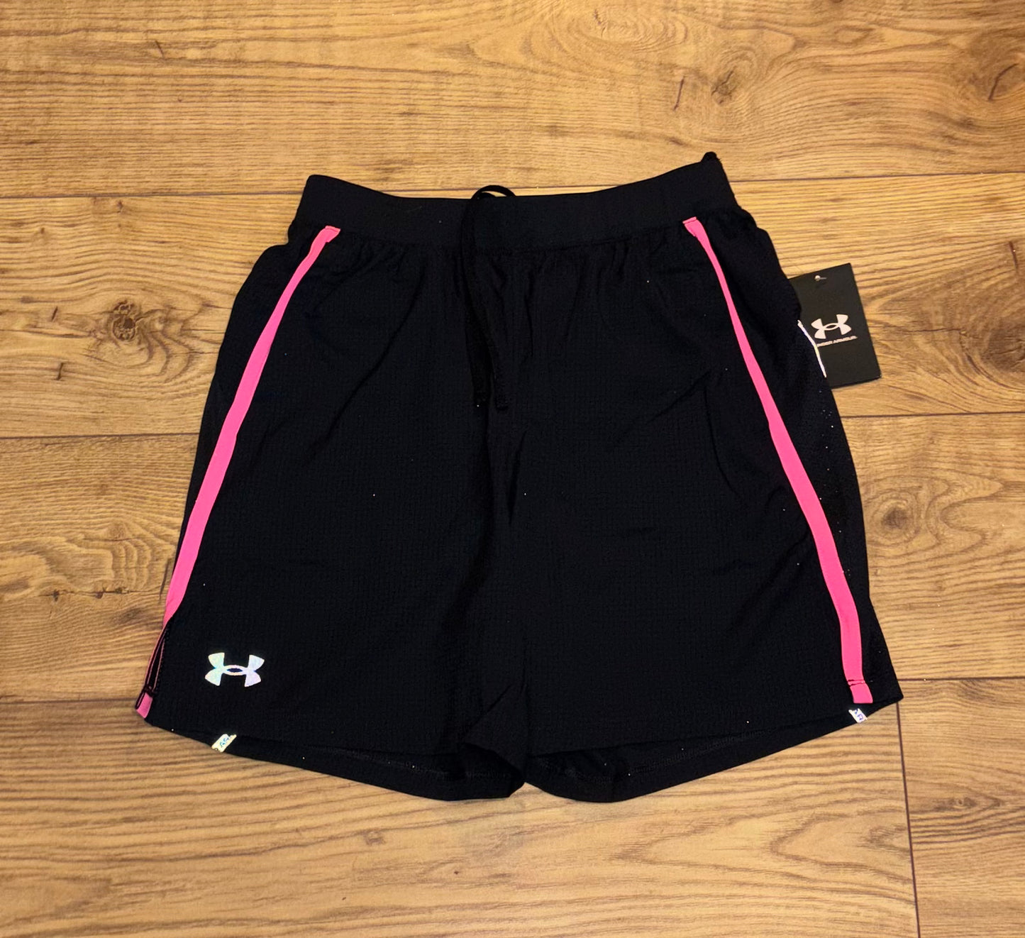 Under armour Launch shorts. Size S/L.