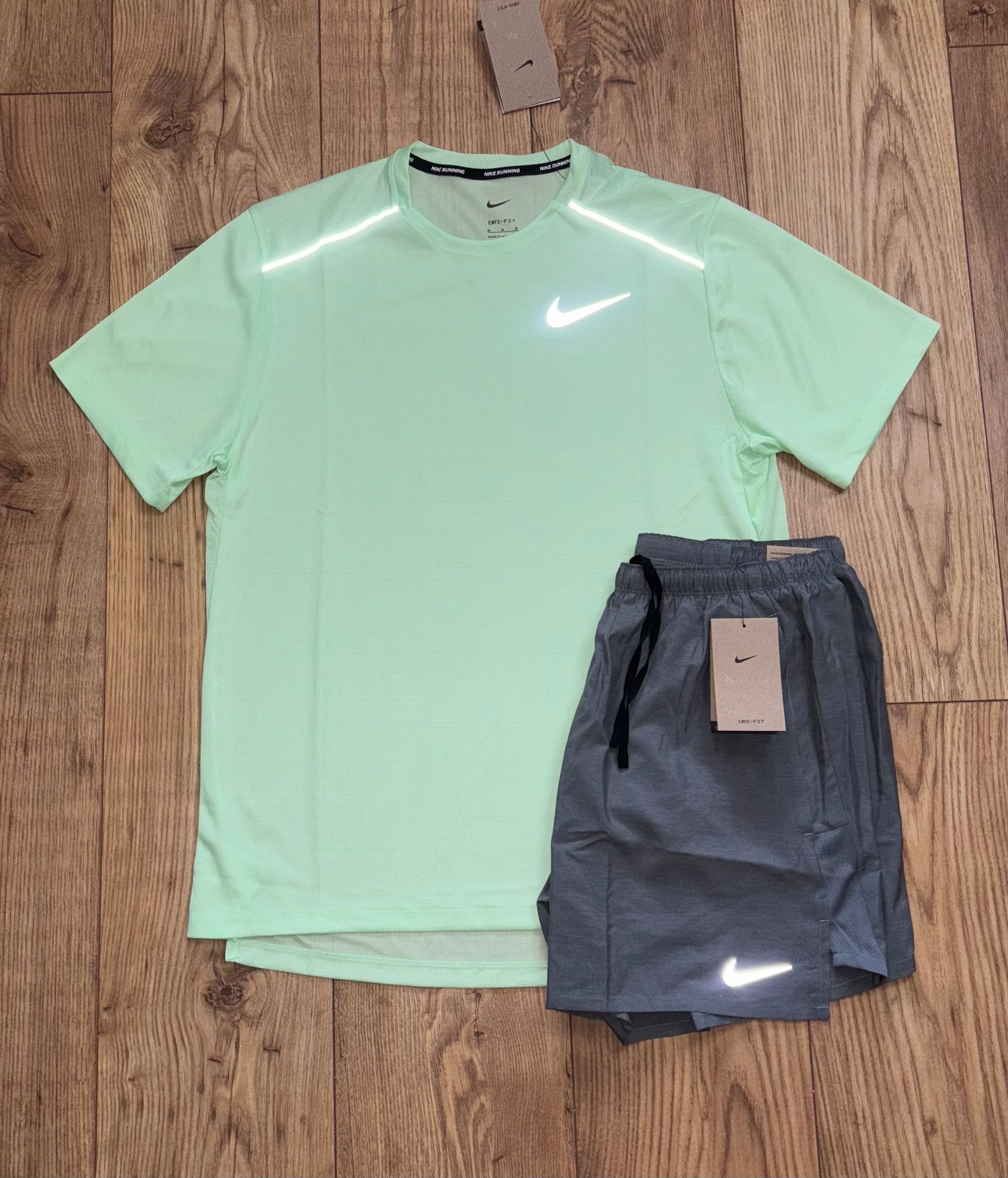 Nike set. Size Large