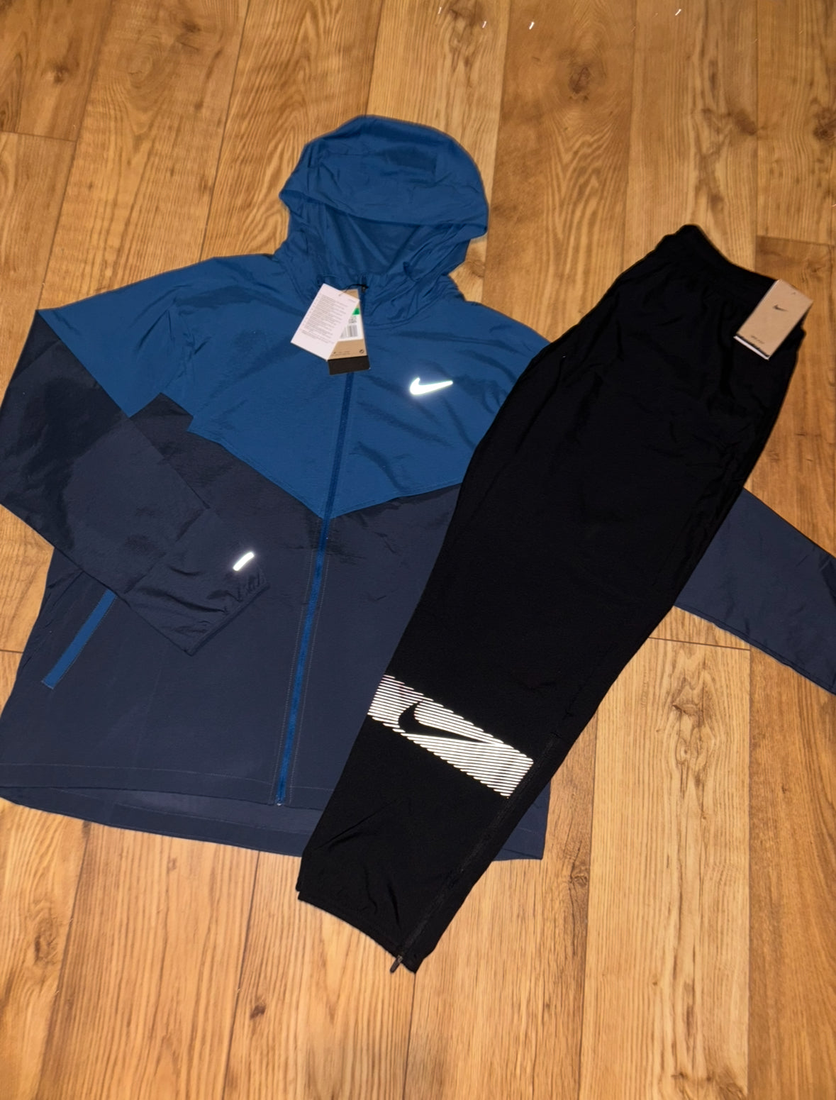Nike tracksuit. Size XL.
