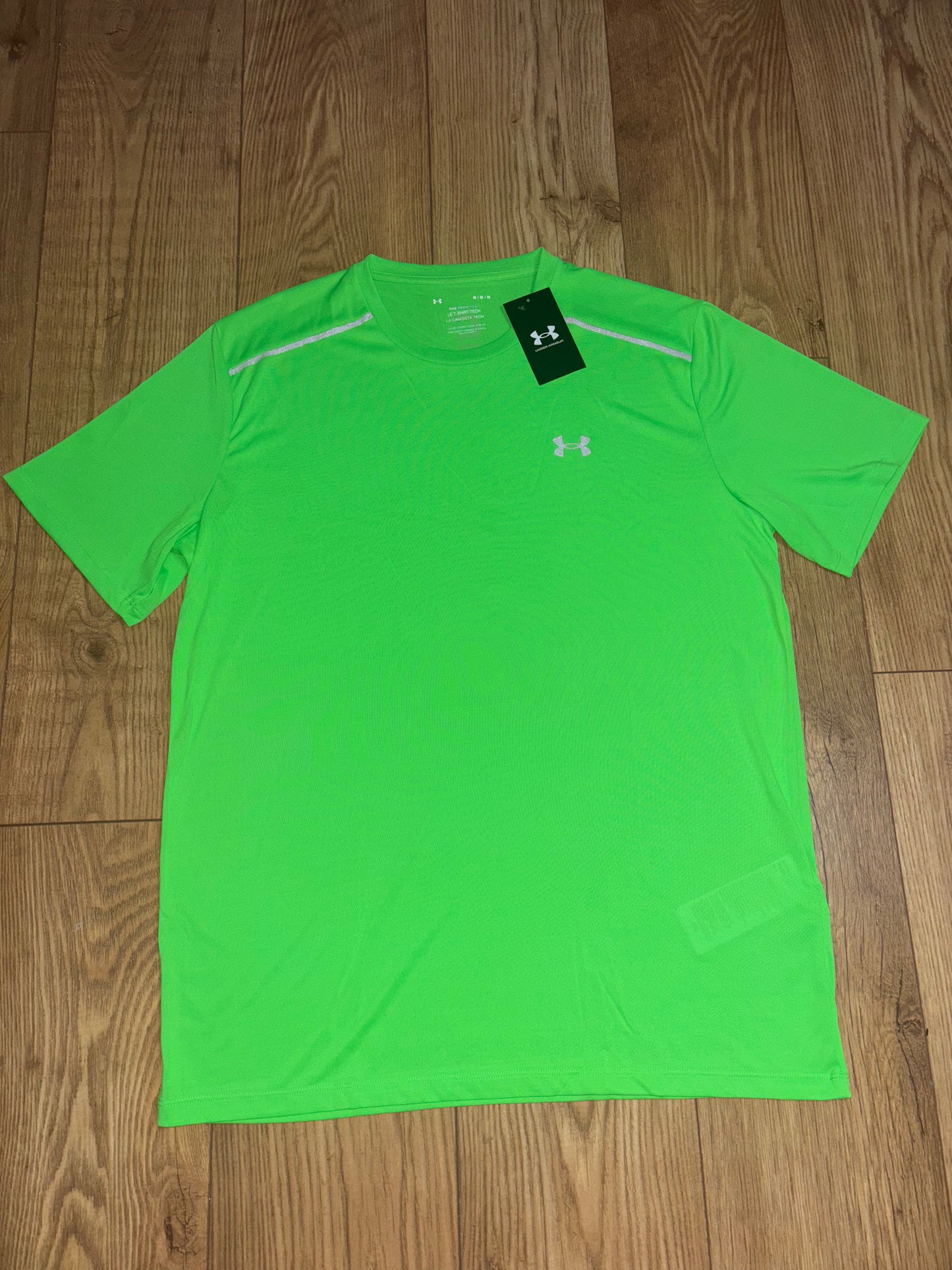 Under Armour T-Shirt. Size Medium.