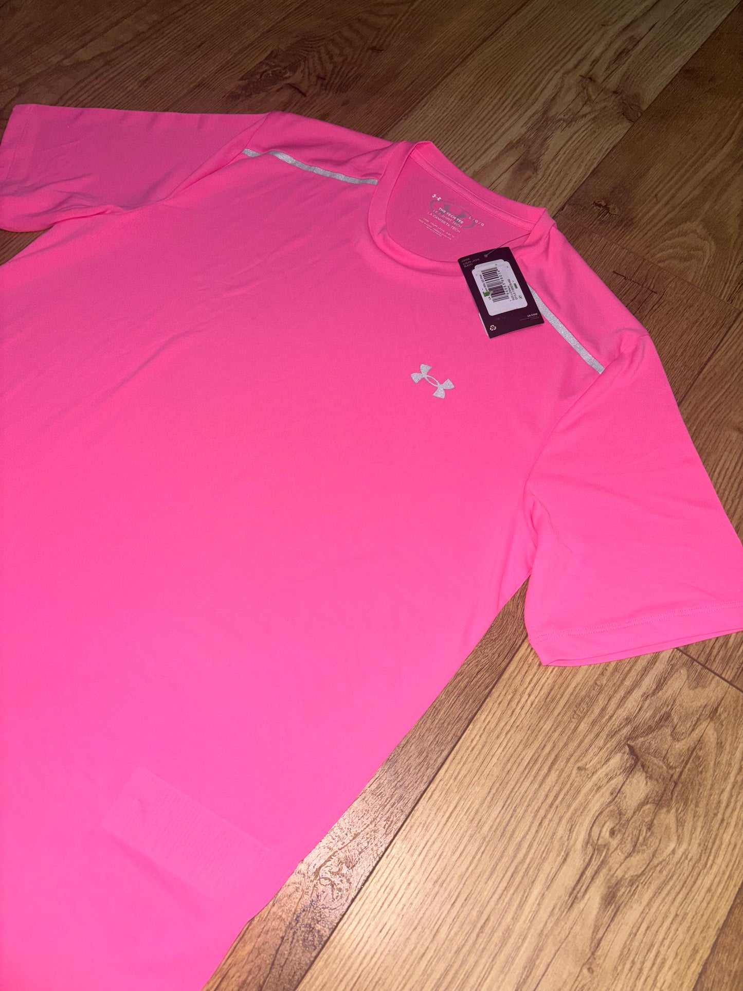Under Armour T-Shirt. Size Large.