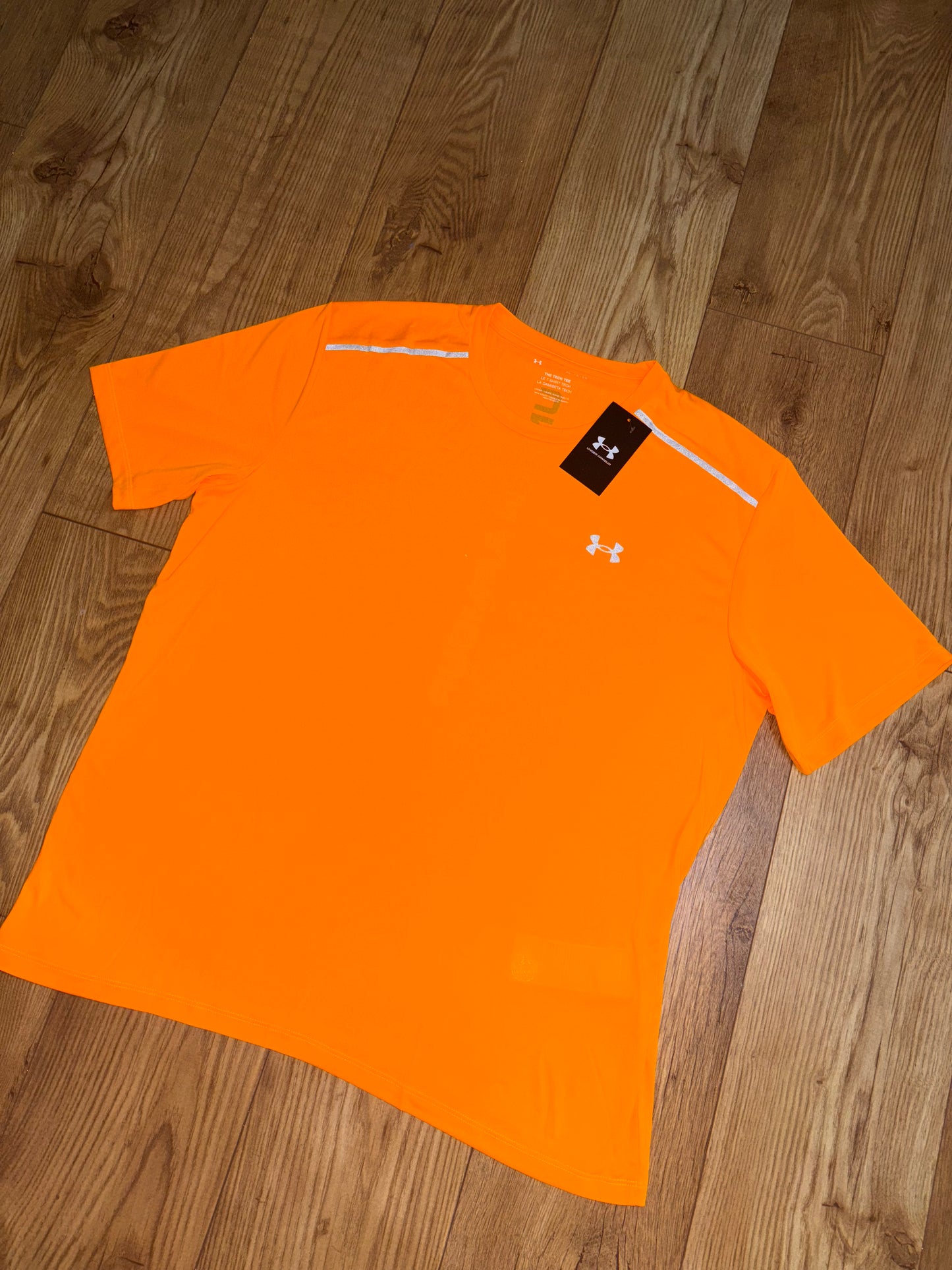Under Armour T-Shirt. Size XL.