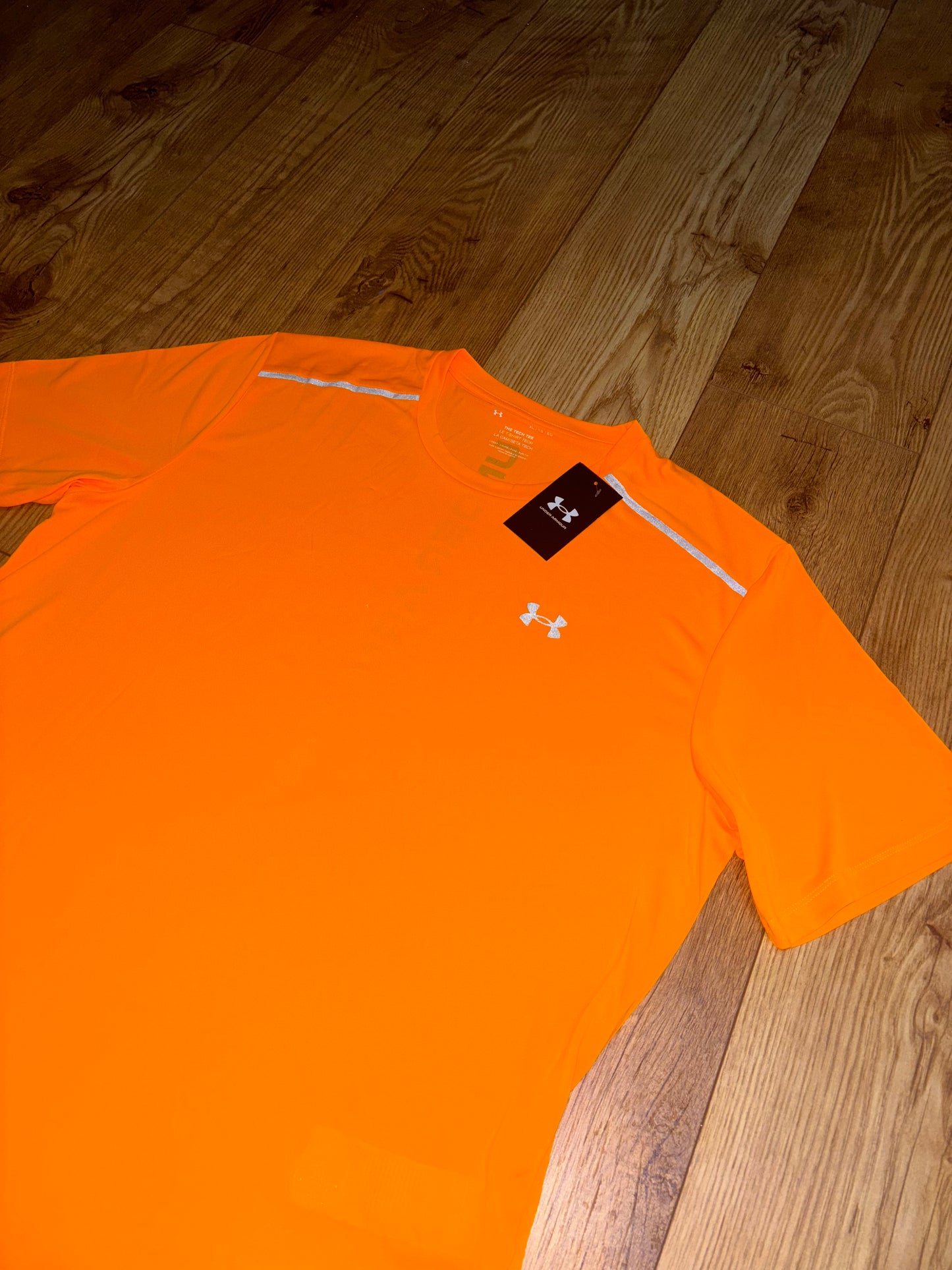 Under Armour T-Shirt. Size XL.