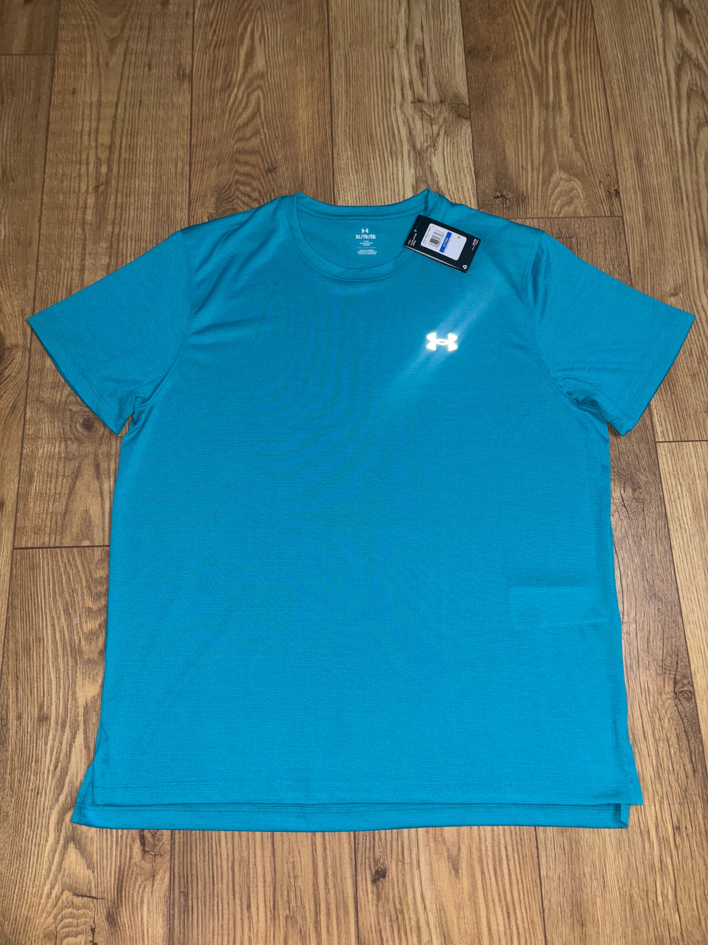 Under Armour T-Shirt. Size XL.