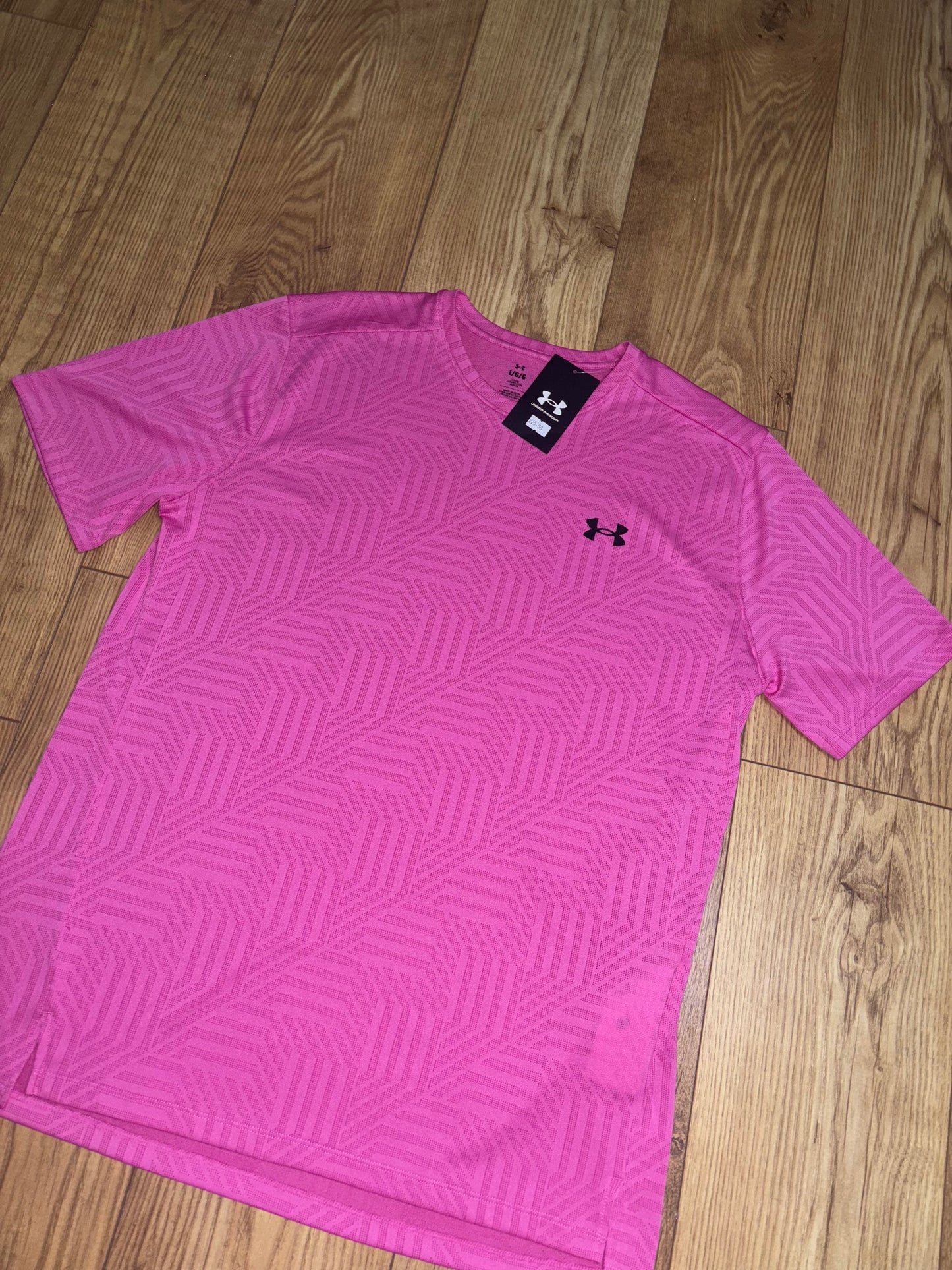Under armour T-shirt. Size Large.