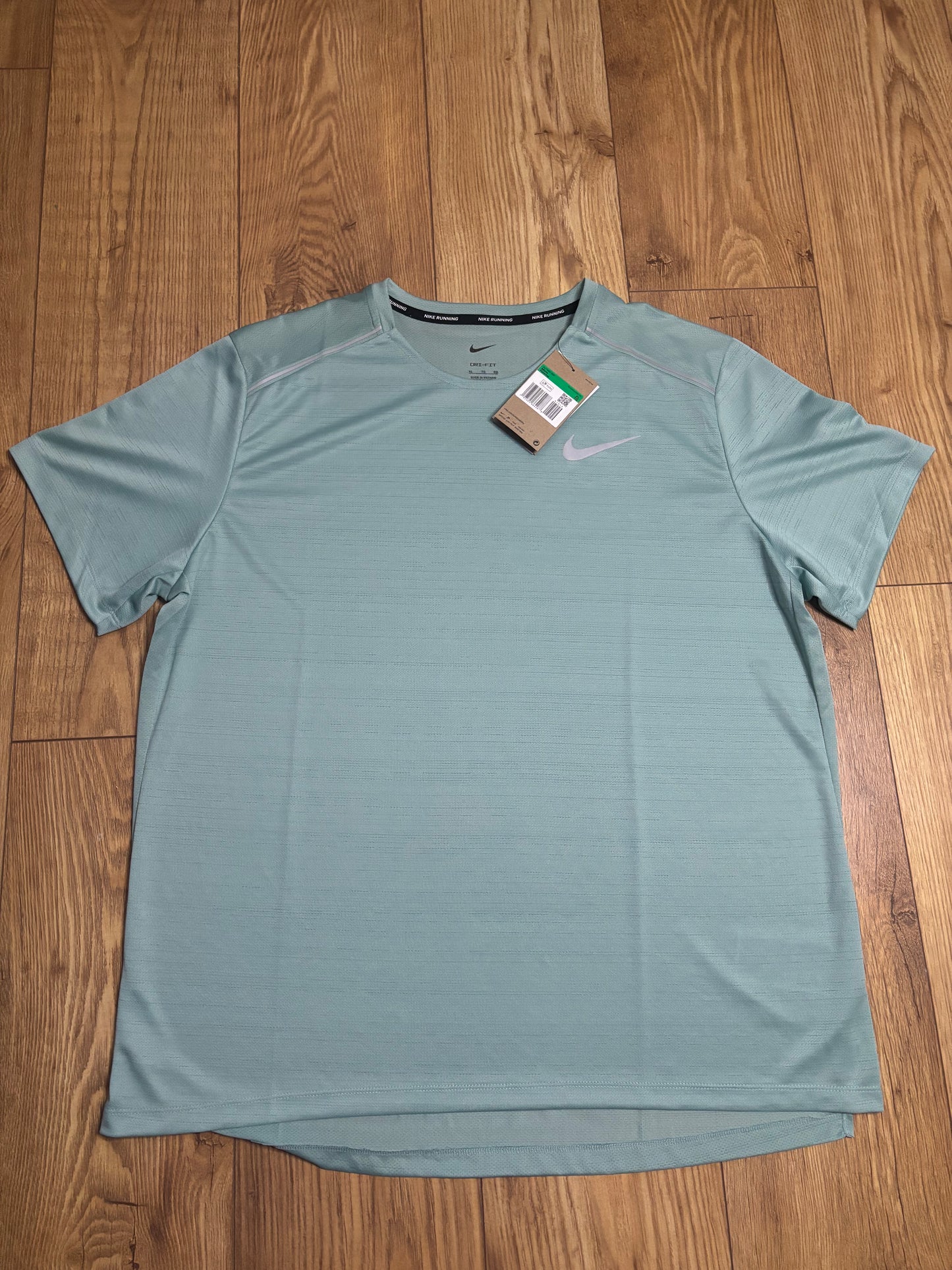 Nike miler T-Shirt. Size XL.