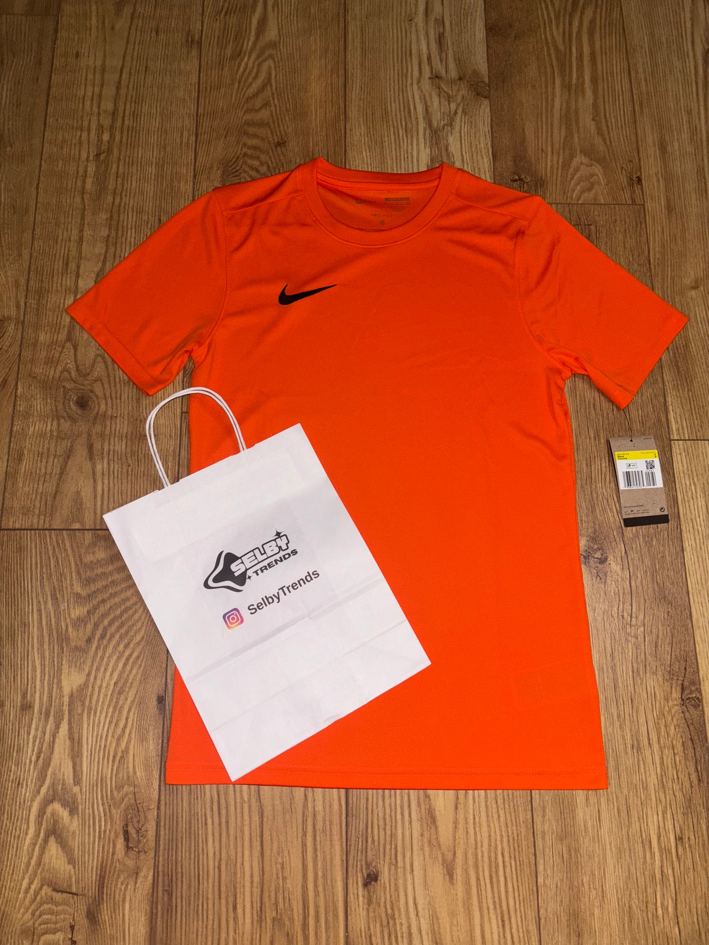 Nike Dri-Fit T-Shirt. Size Small.