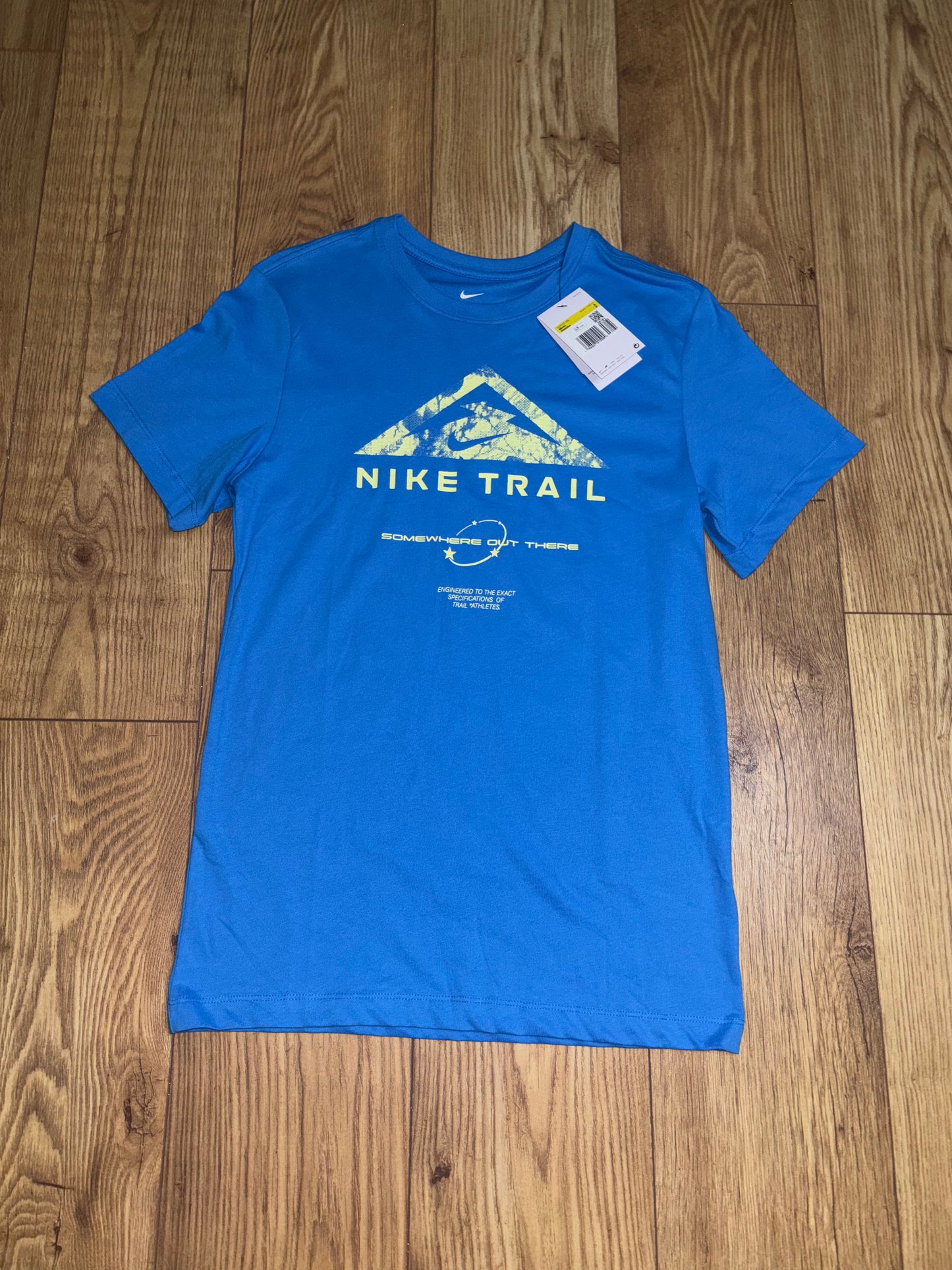 Nike trail T-Shirt. Size Small