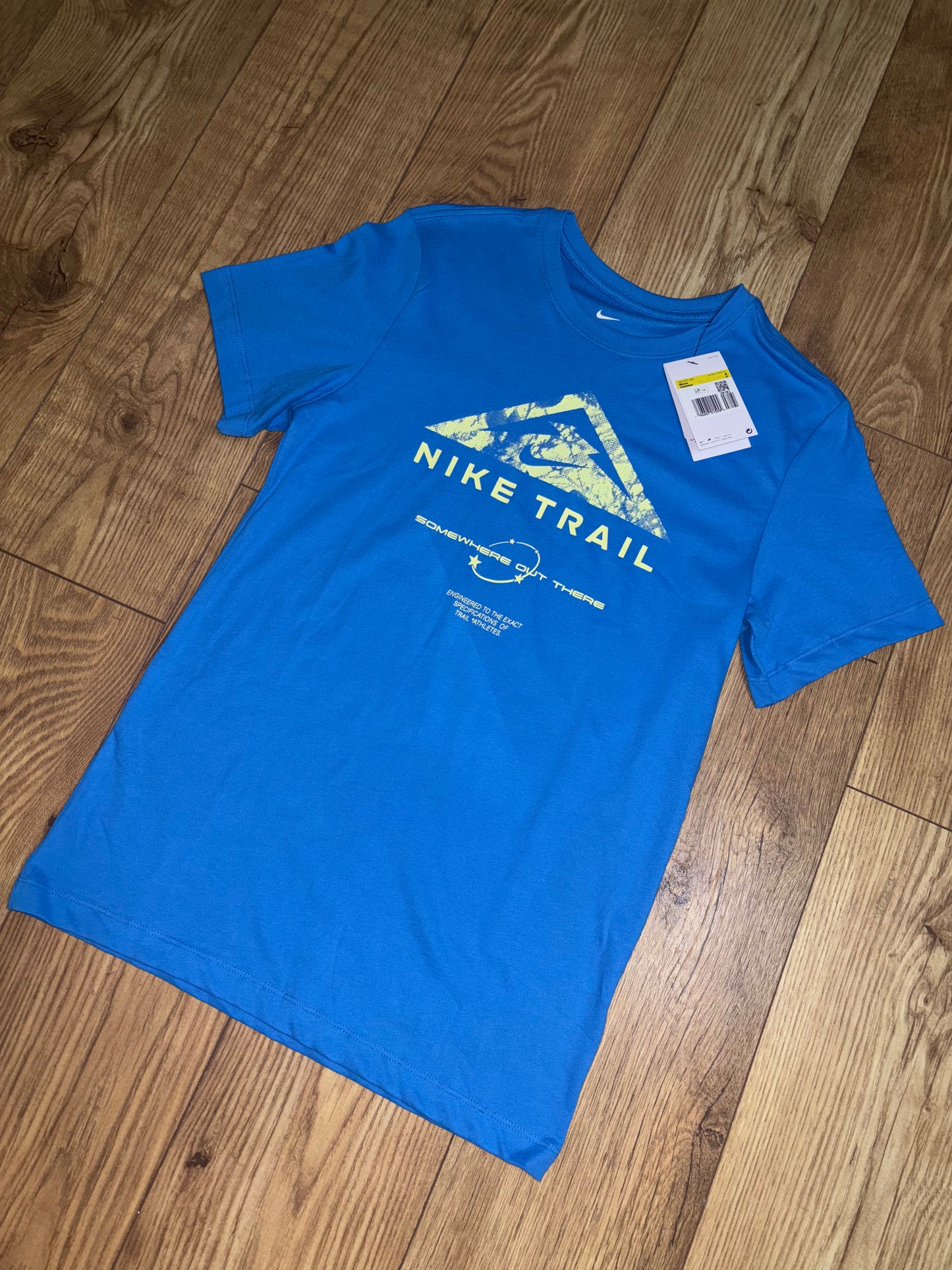 Nike trail T-Shirt. Size Small