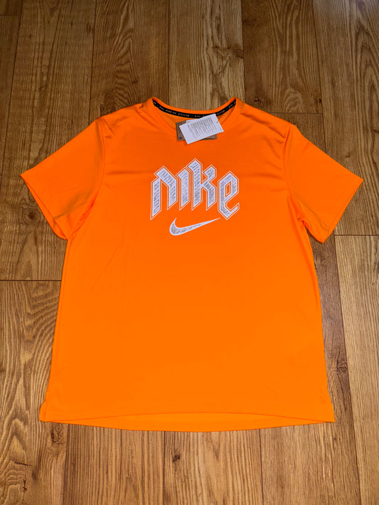 Nike swoosh T-Shirt. Size Large.