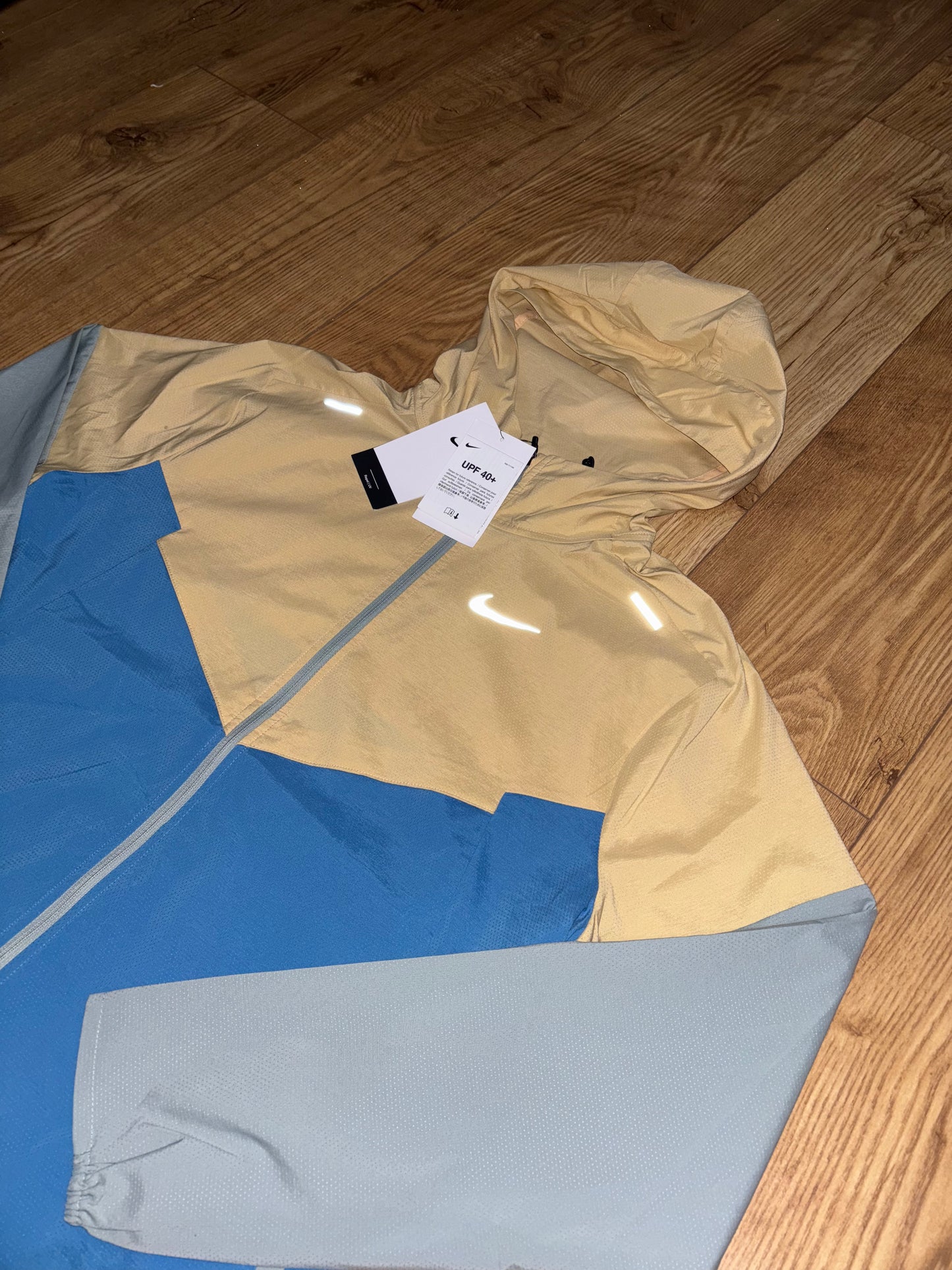 Nike windrunner jacket. Size Small