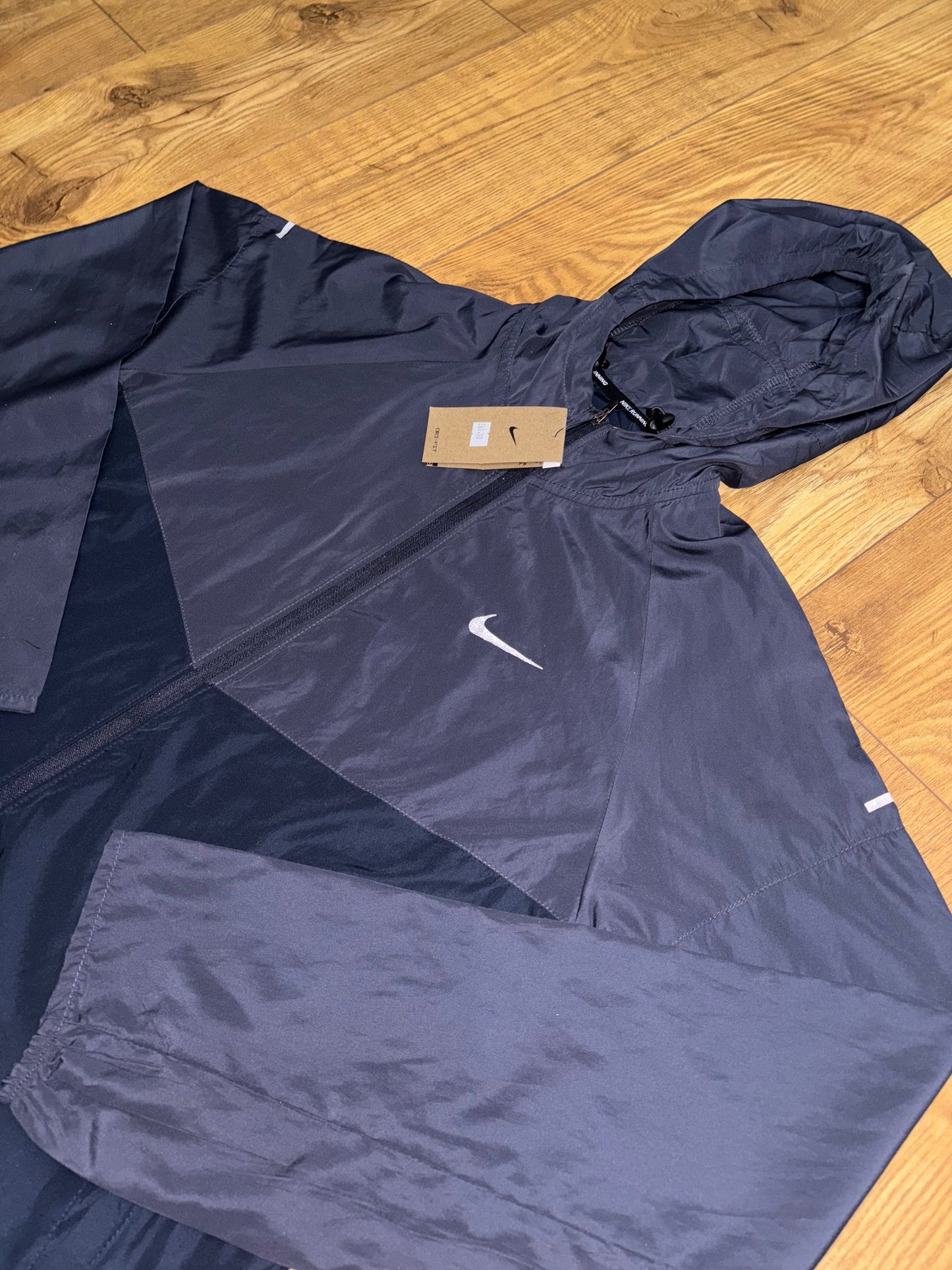 Nike windrunner jacket. Size Small