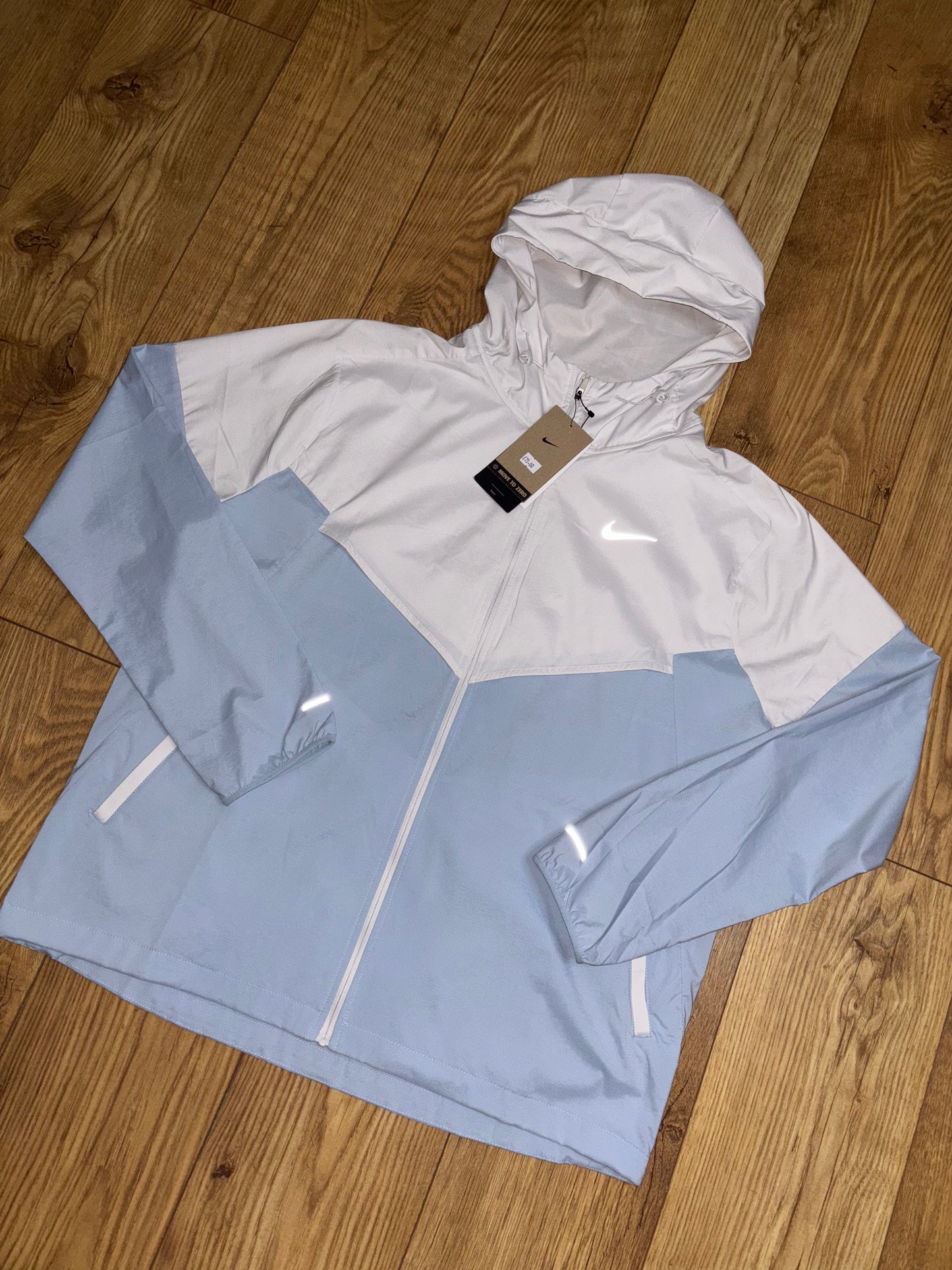Nike windrunner jacket. Size Large