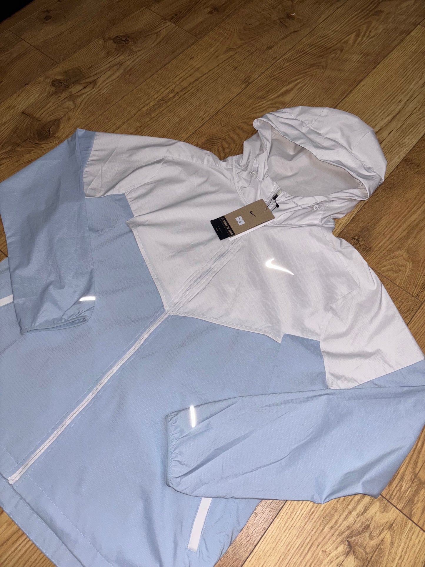 Nike windrunner jacket. Size Large
