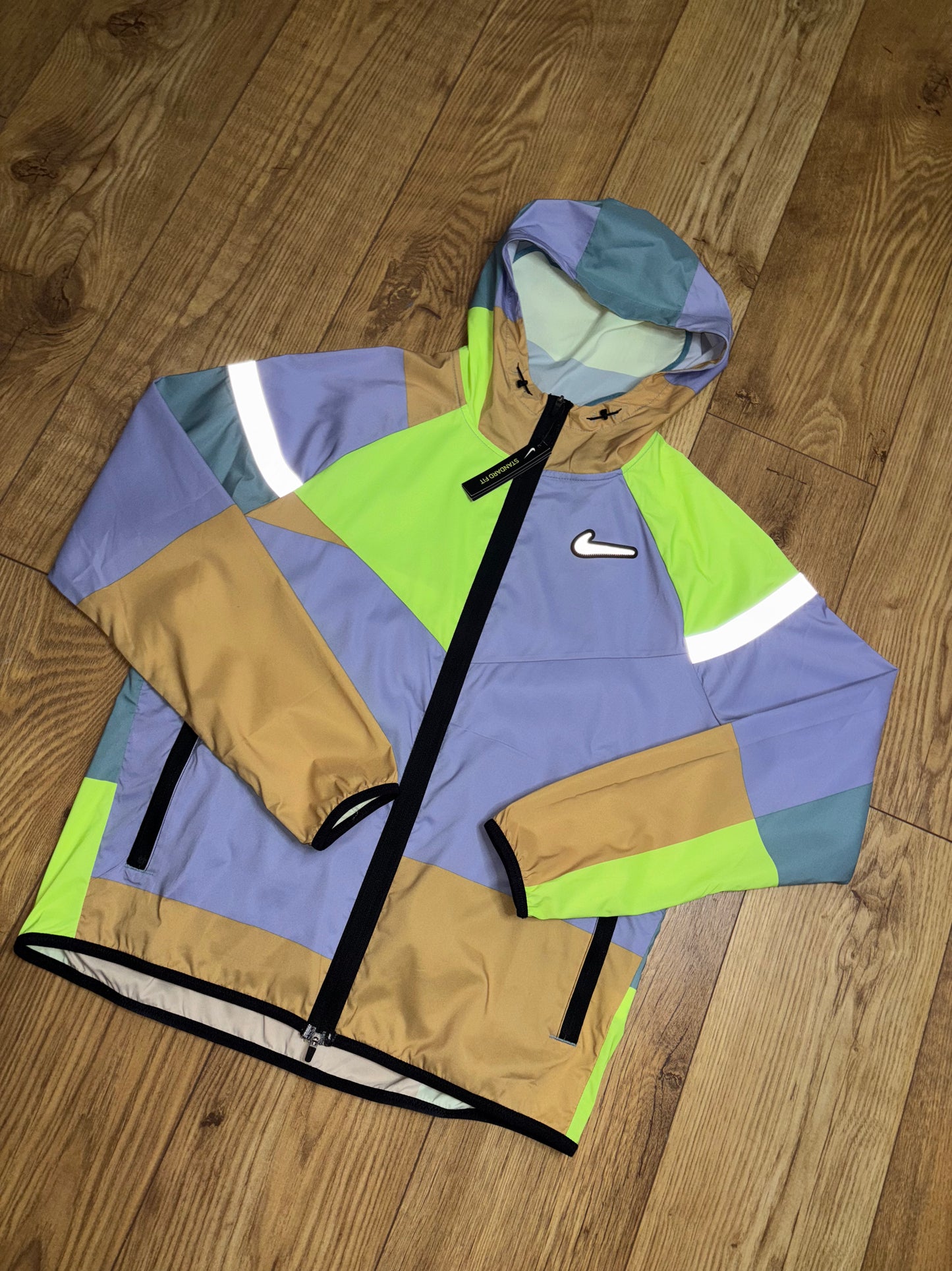 Nike wildrun jacket. Size Small.