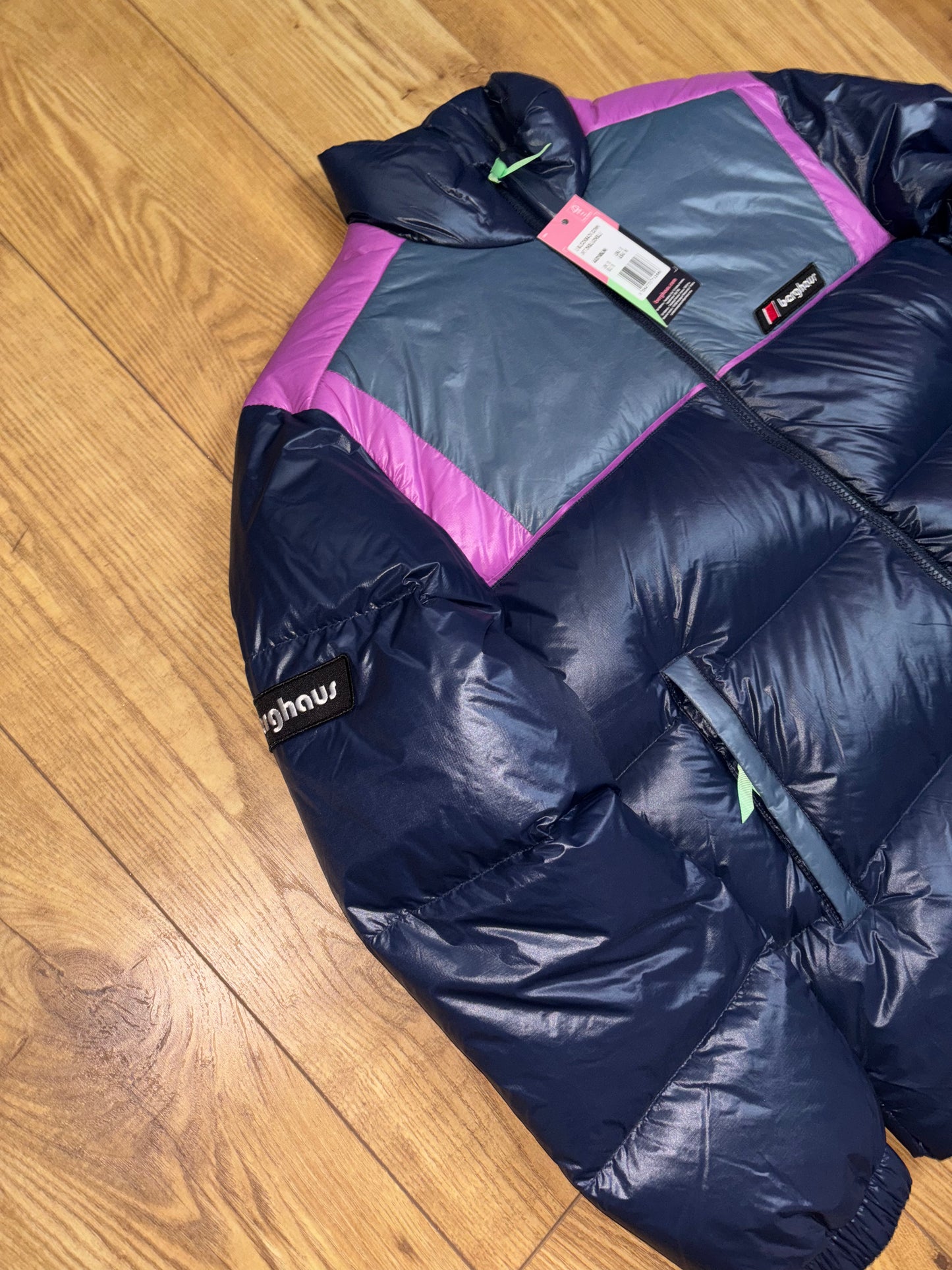 Berghaus puffer coat. Size Small.