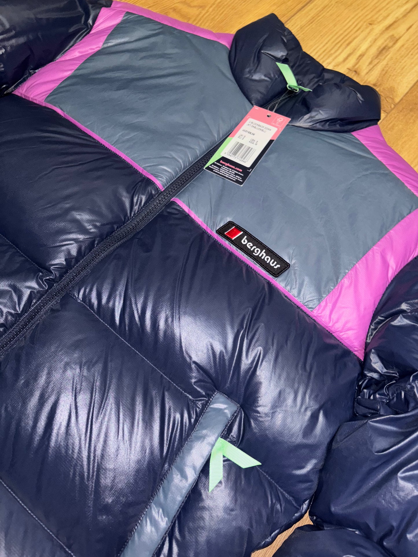 Berghaus puffer coat. Size Small.