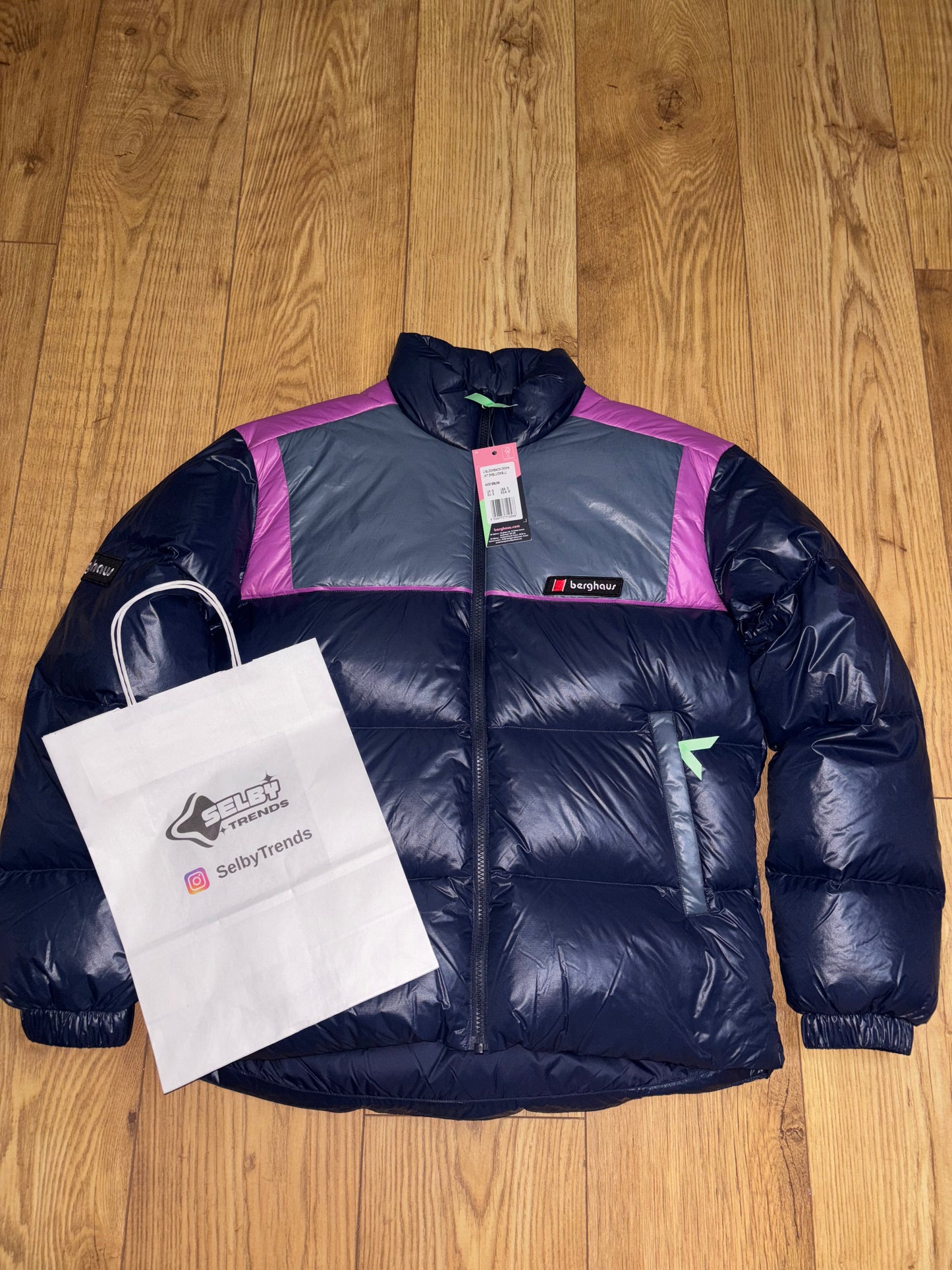 Berghaus puffer coat. Size Small.