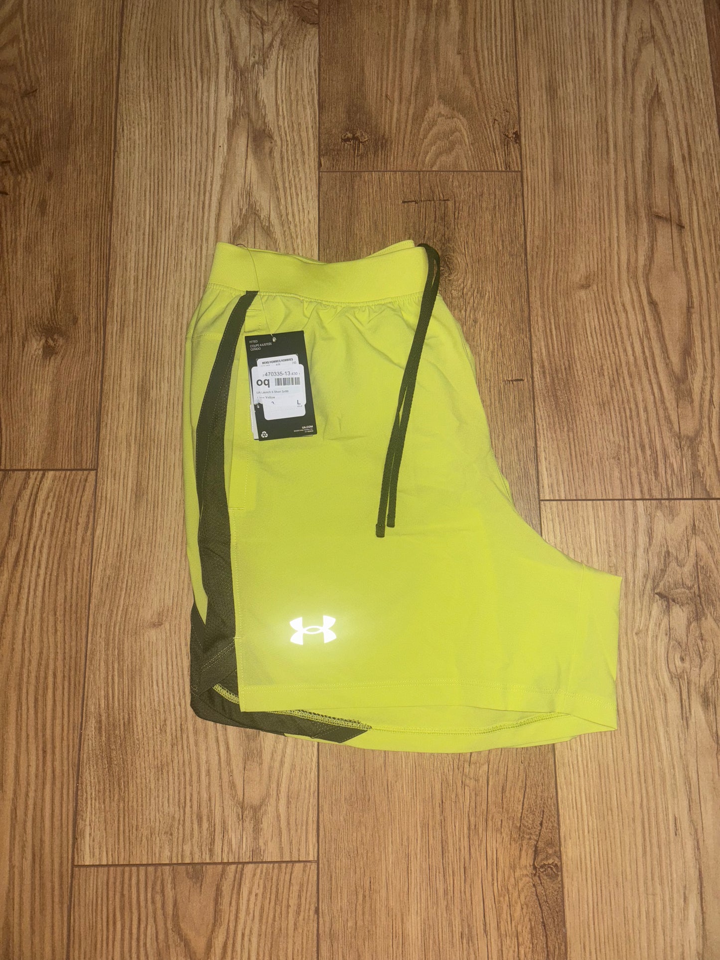 Under armour shorts. Size Large