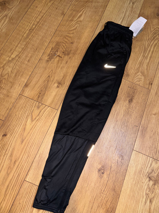 Nike challenger bottoms. Size S/M