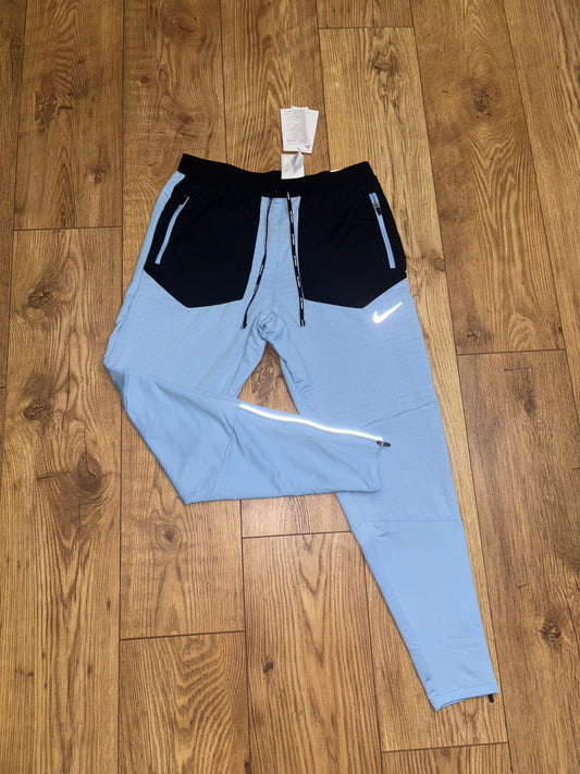Nike phenom elite bottoms. Size S/M/L.