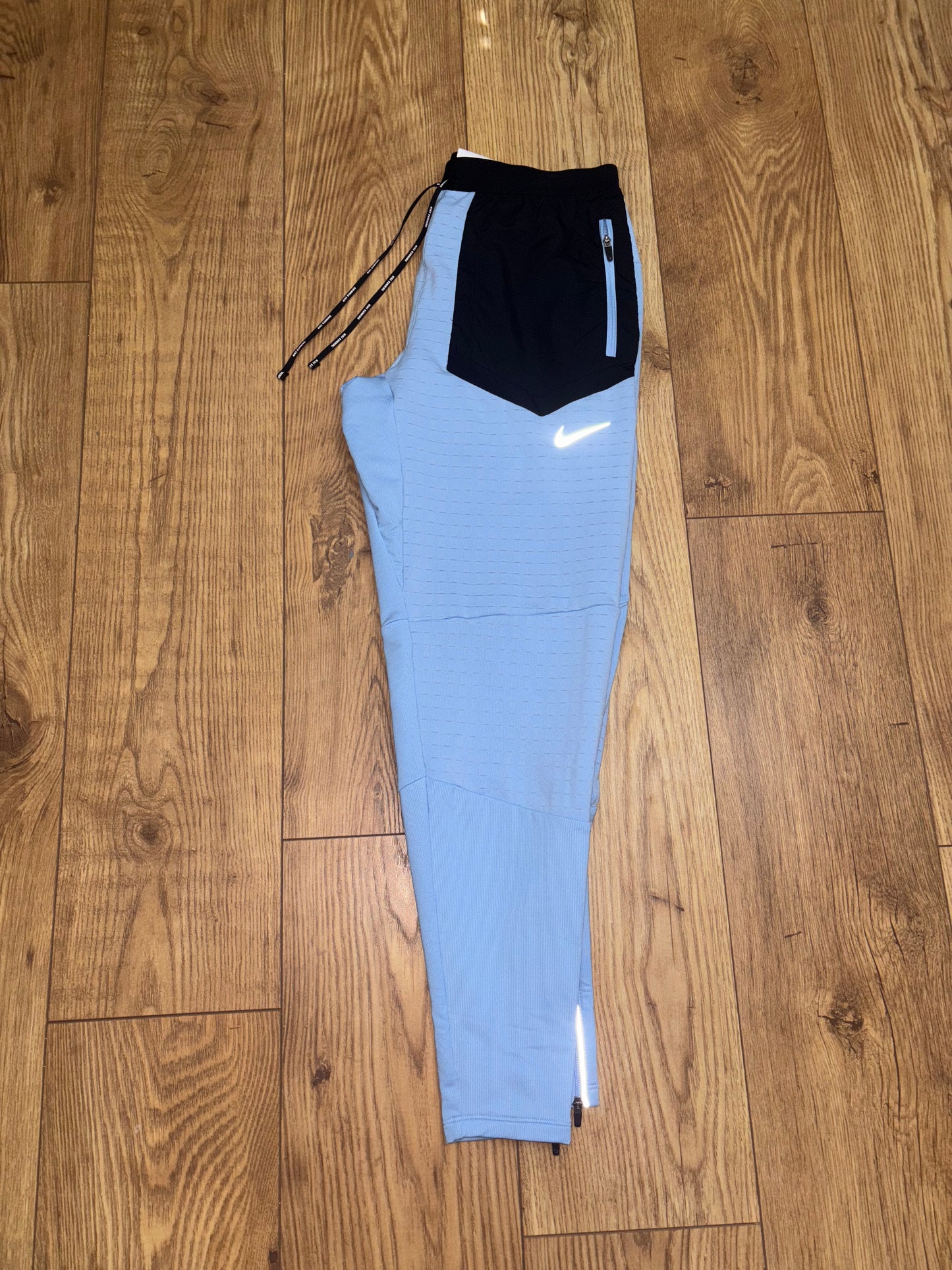 Nike phenom elite bottoms. Size S/M