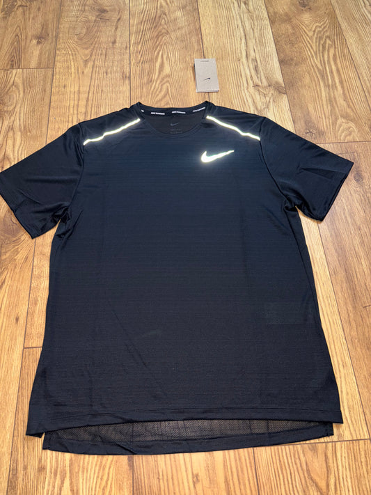 Nike miler. Size L/XL
