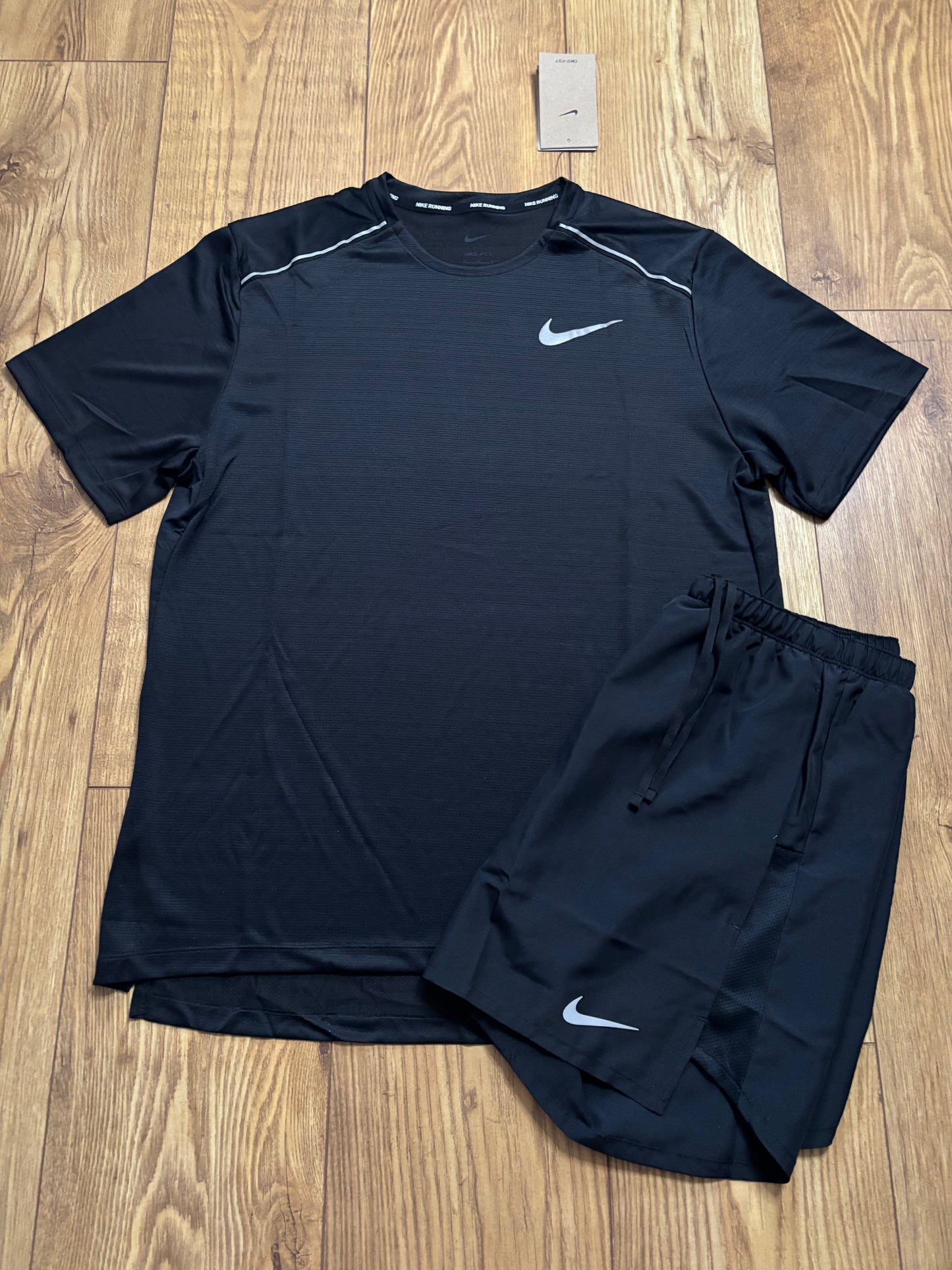 Nike set. Size Large.