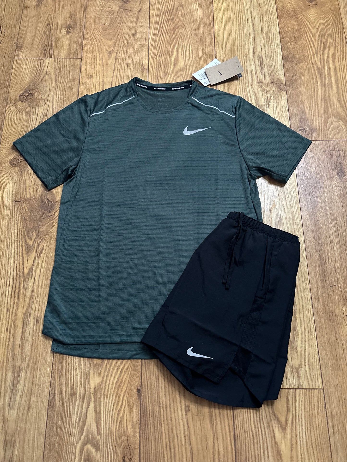 Nike set. Size Large