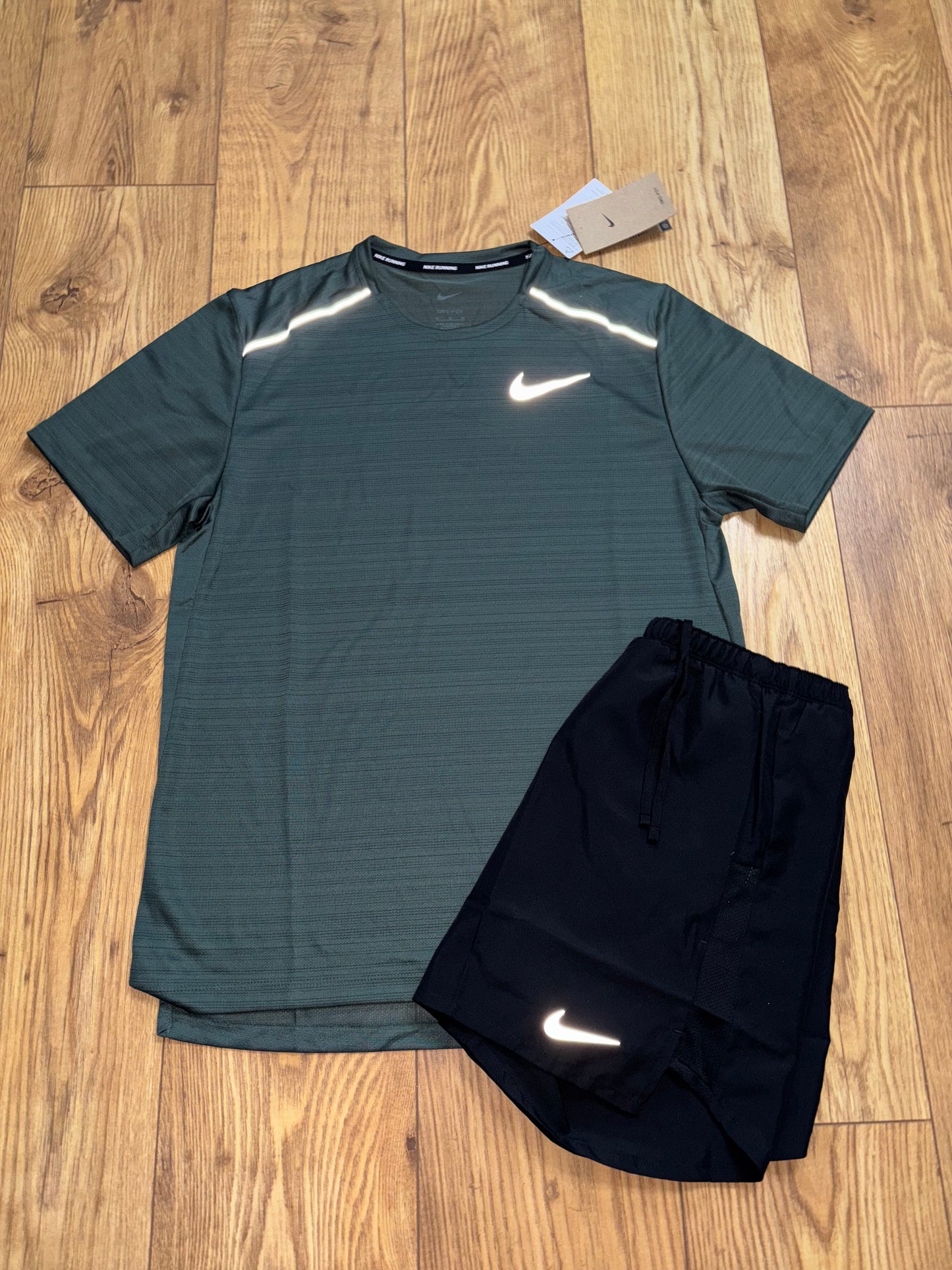 Nike set. Size Large