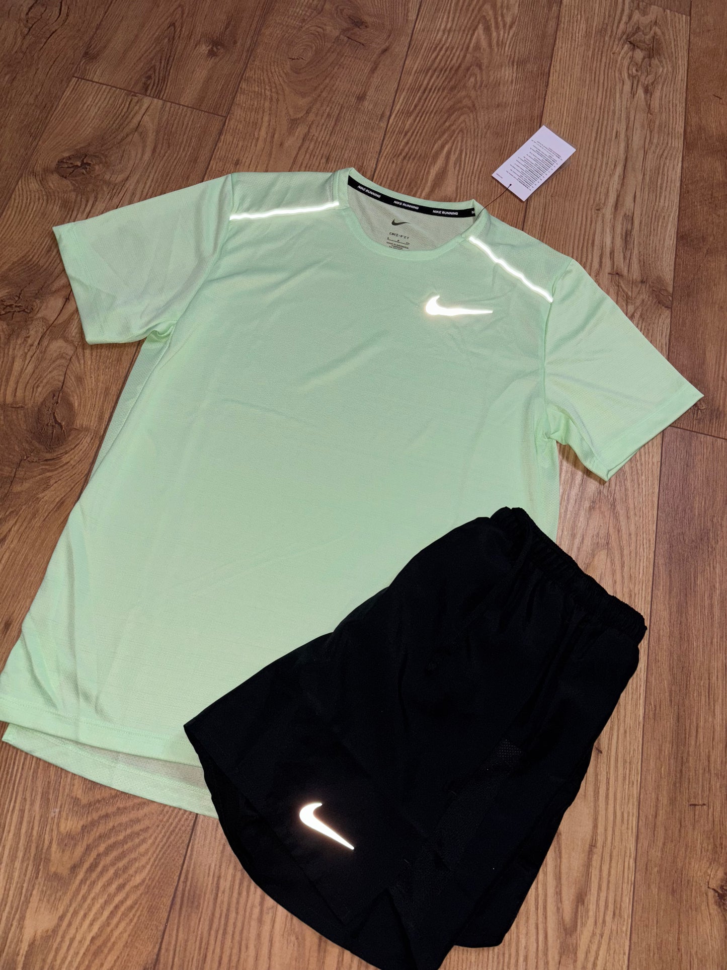 Nike set. Size Large