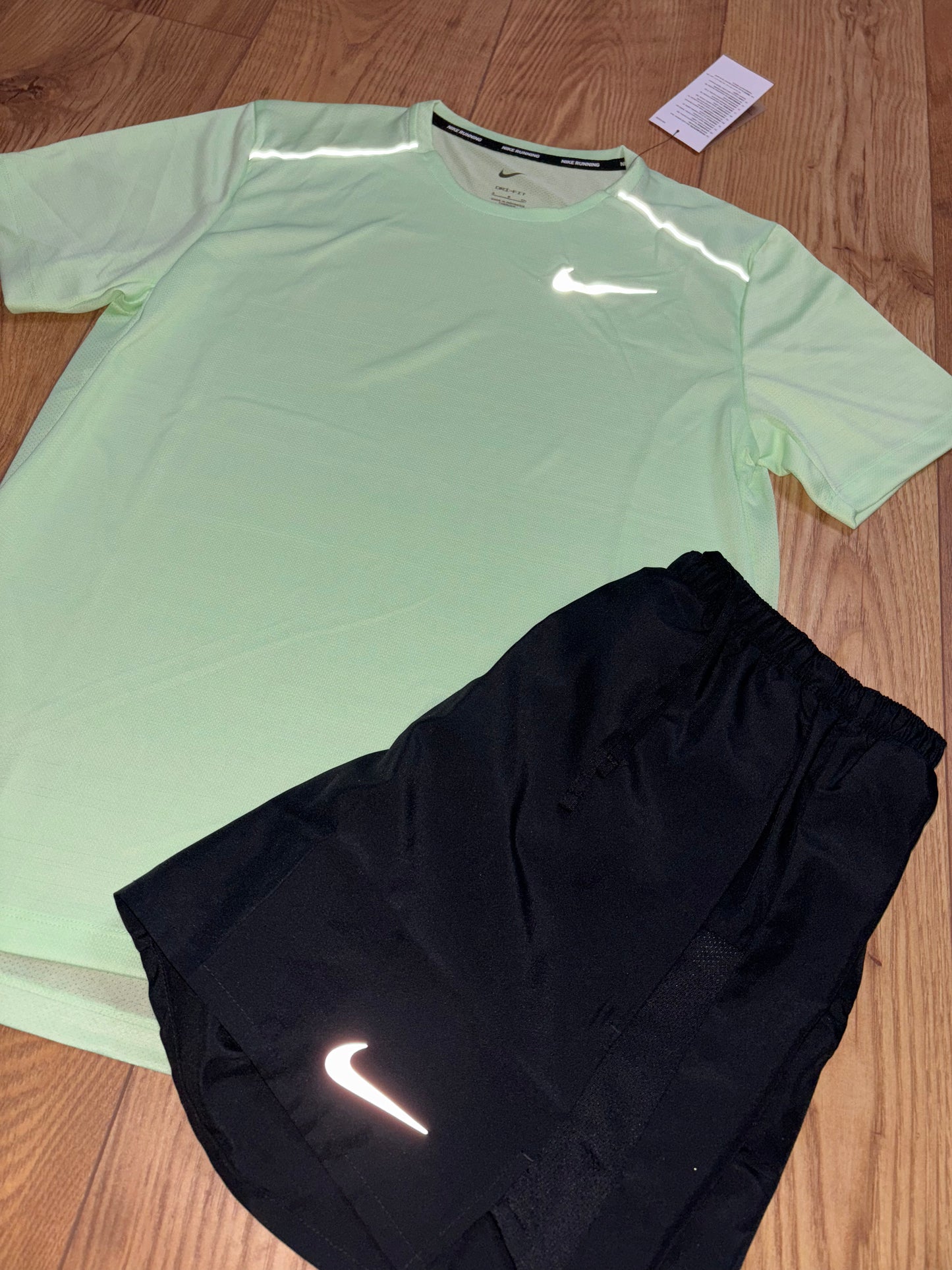 Nike set. Size Large