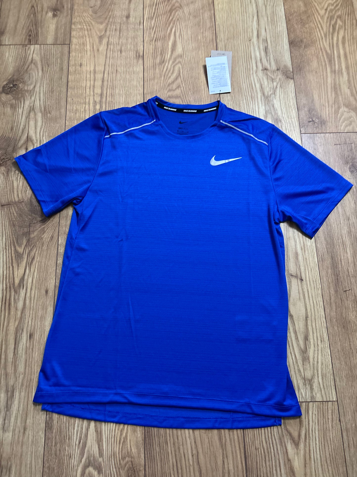 Nike miler. Size large