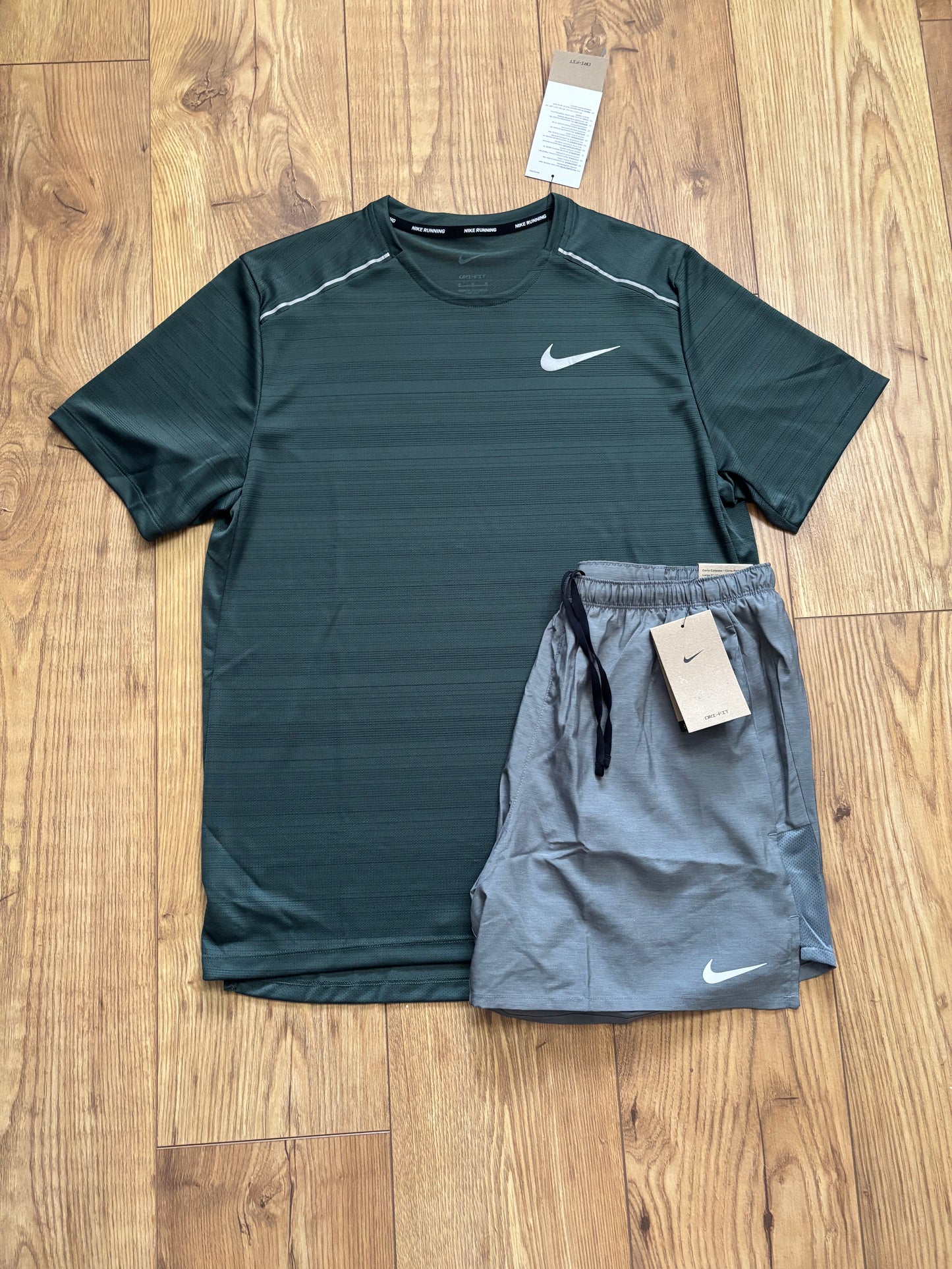 Nike set. Size large