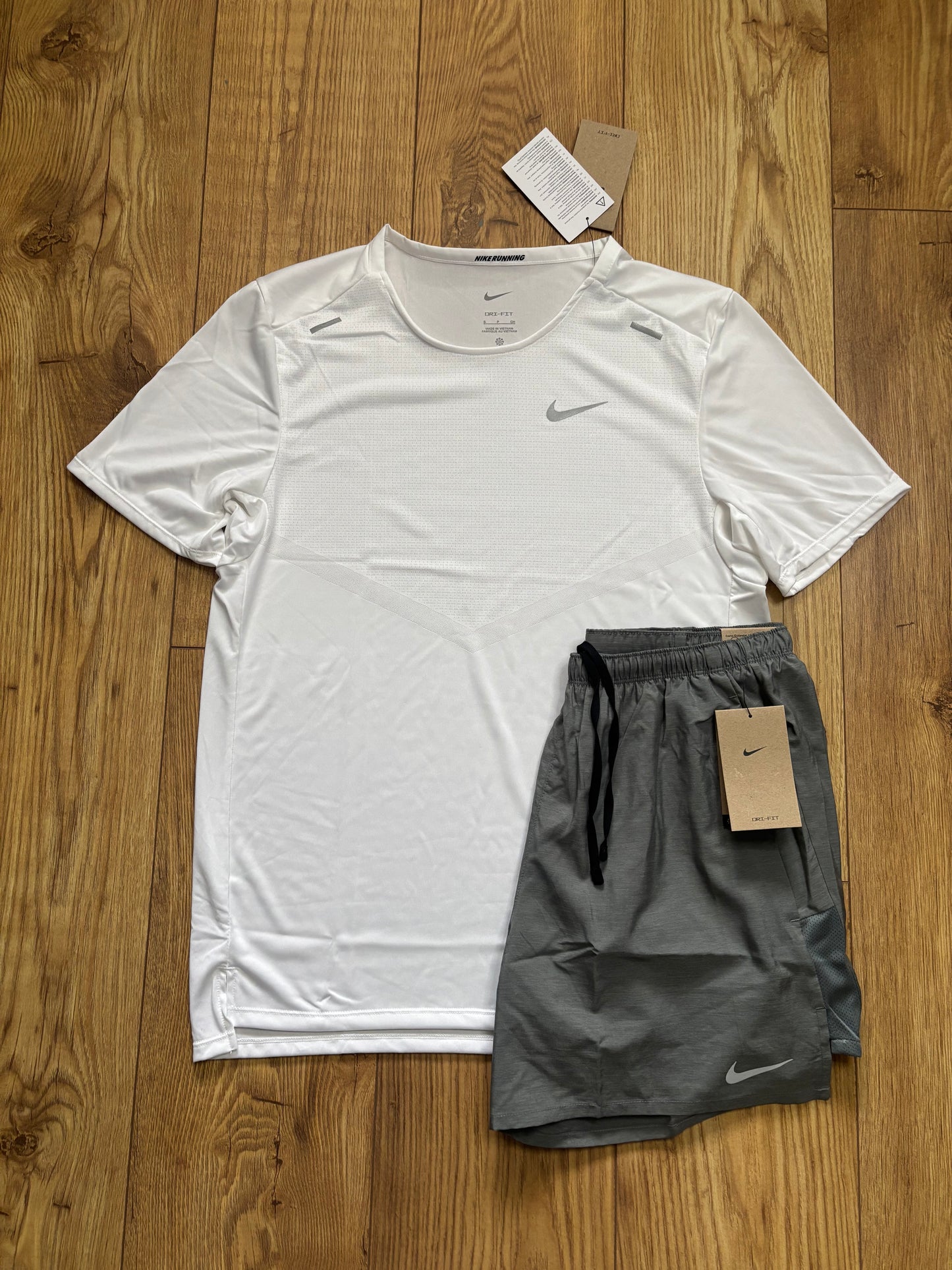 Nike set. Size large