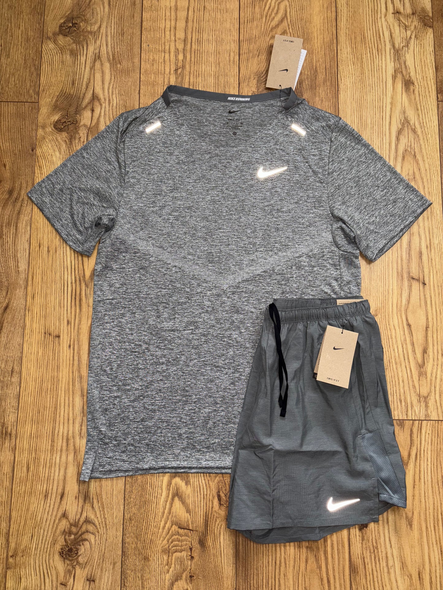 Nike set. Size large